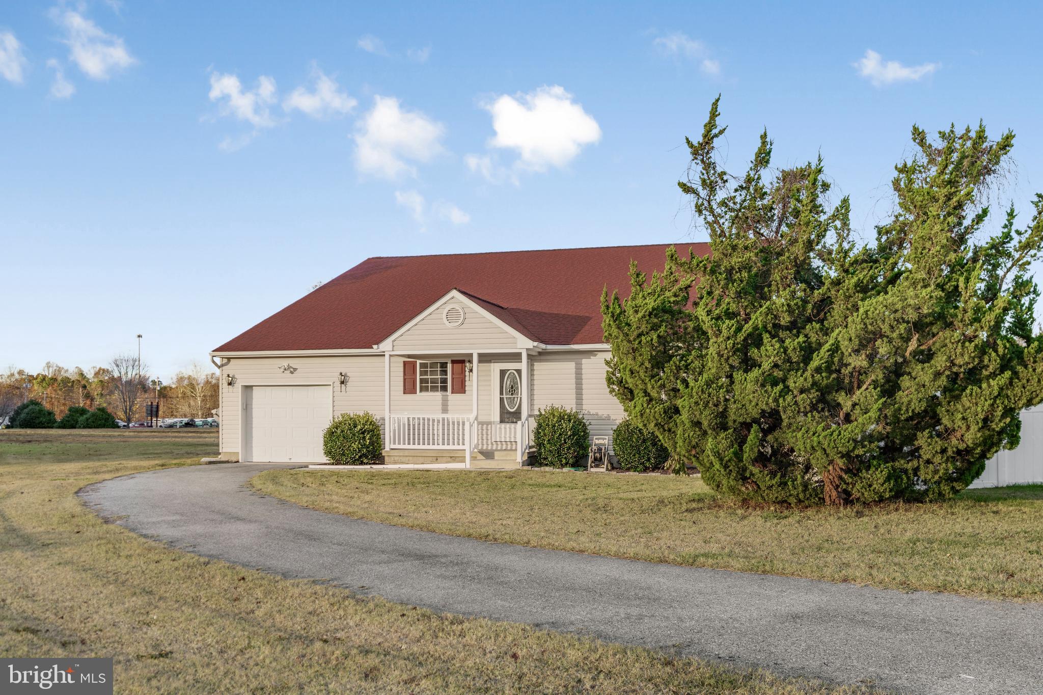 COOMBS OAKS - Residential Lease