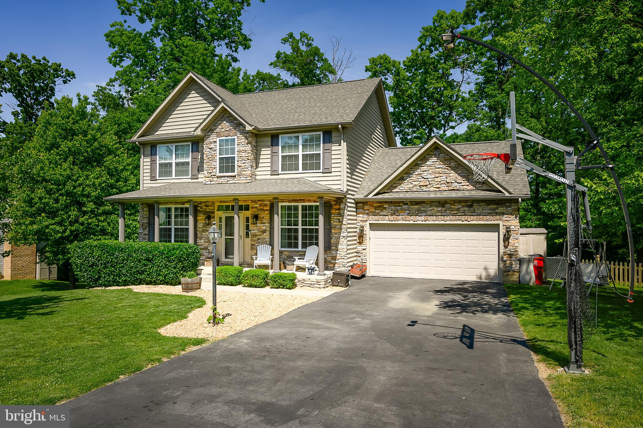 MIDDLE CREEK - Residential