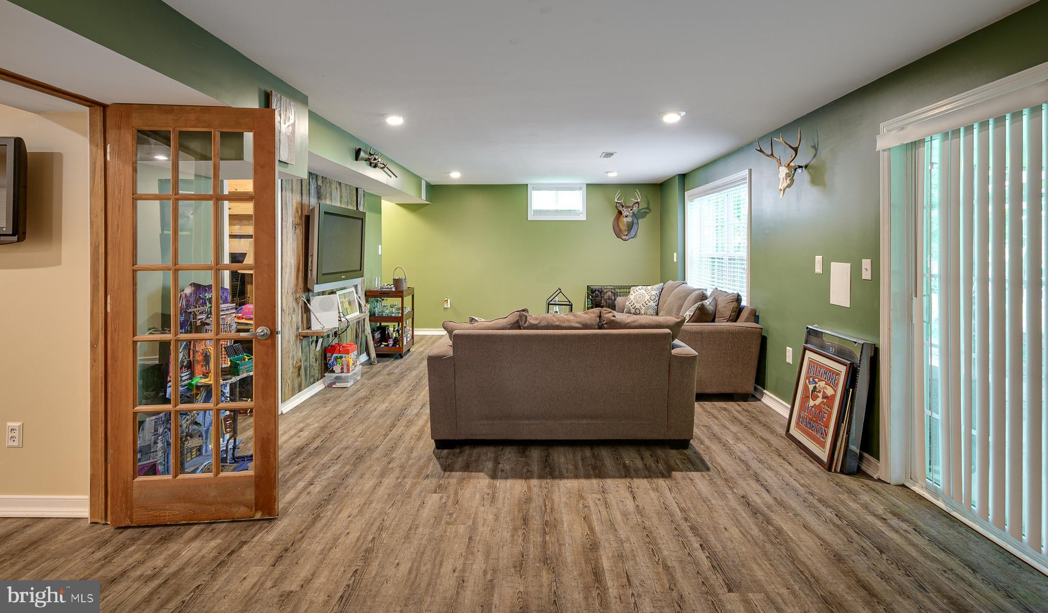 MIDDLE CREEK - Residential