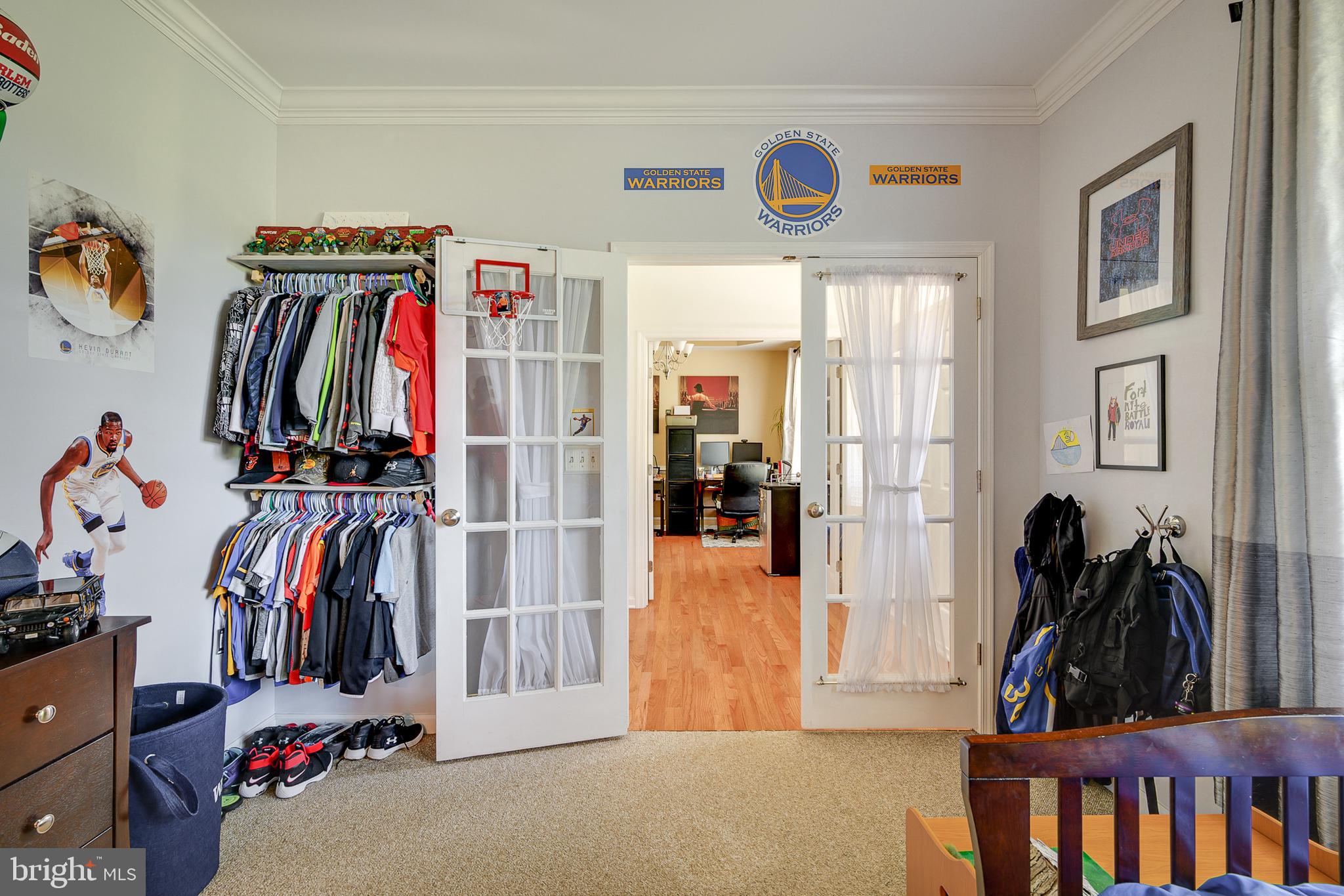 MIDDLE CREEK - Residential