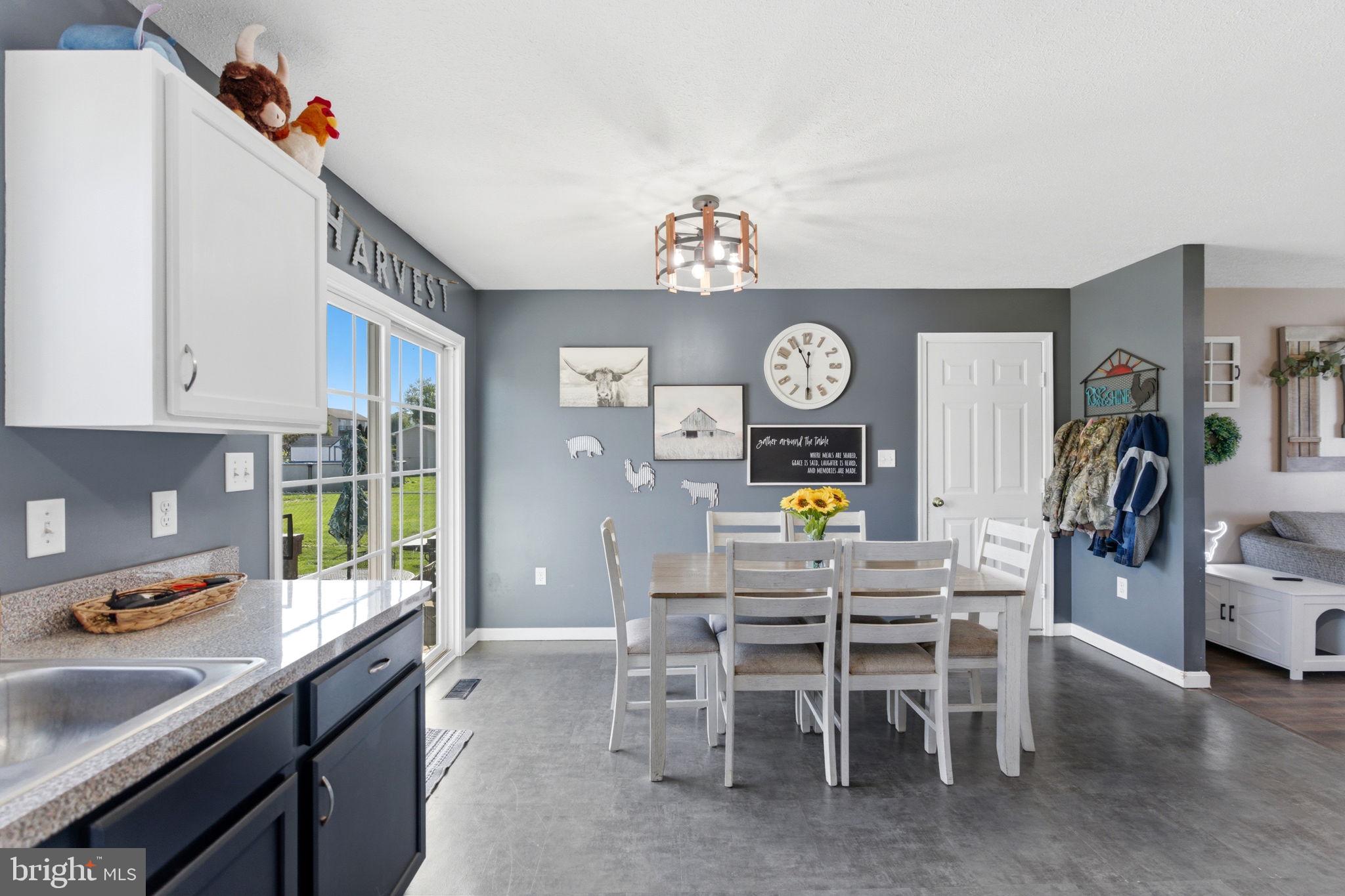 ELIZABETH STATION - Residential