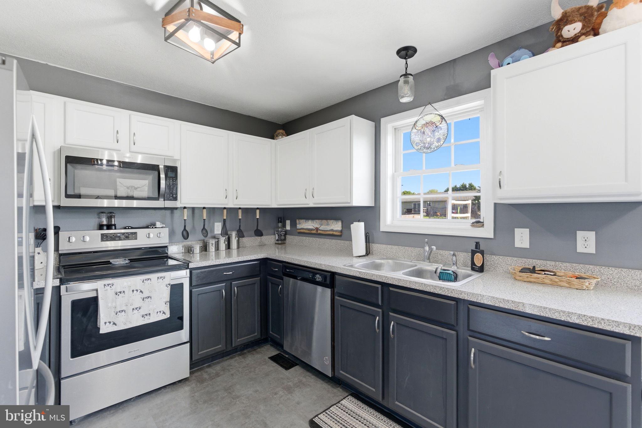 ELIZABETH STATION - Residential