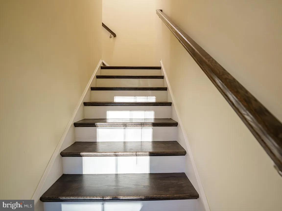 ENCLAVE AT BELL TAVERN - Residential Lease