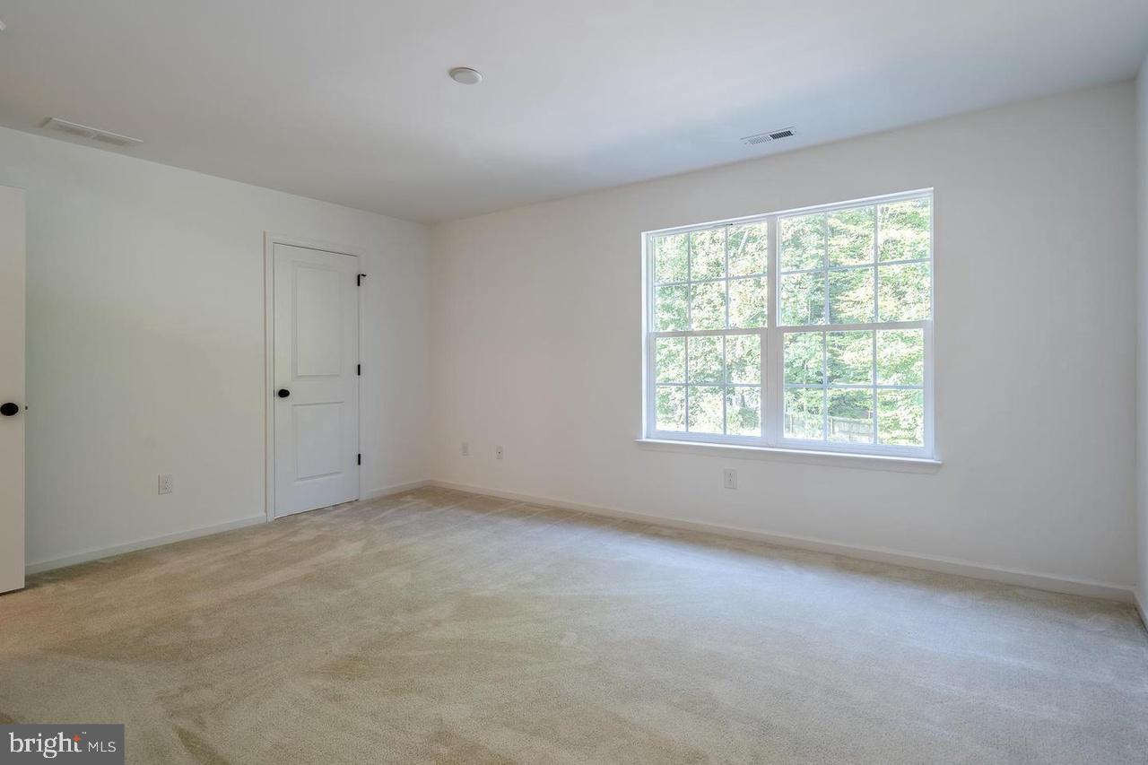 ENCLAVE AT BELL TAVERN - Residential Lease