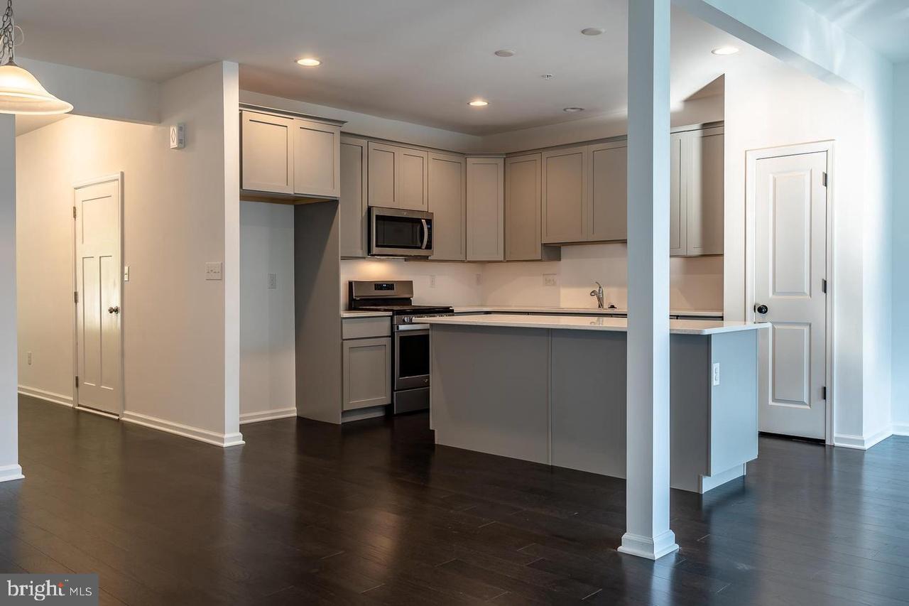 ENCLAVE AT BELL TAVERN - Residential Lease