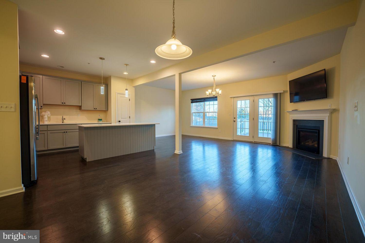 ENCLAVE AT BELL TAVERN - Residential Lease