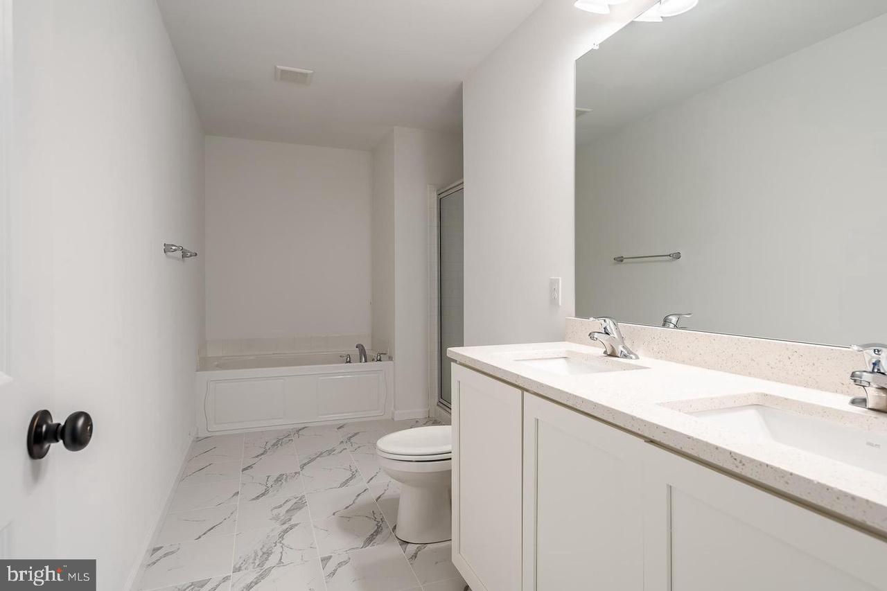 ENCLAVE AT BELL TAVERN - Residential Lease