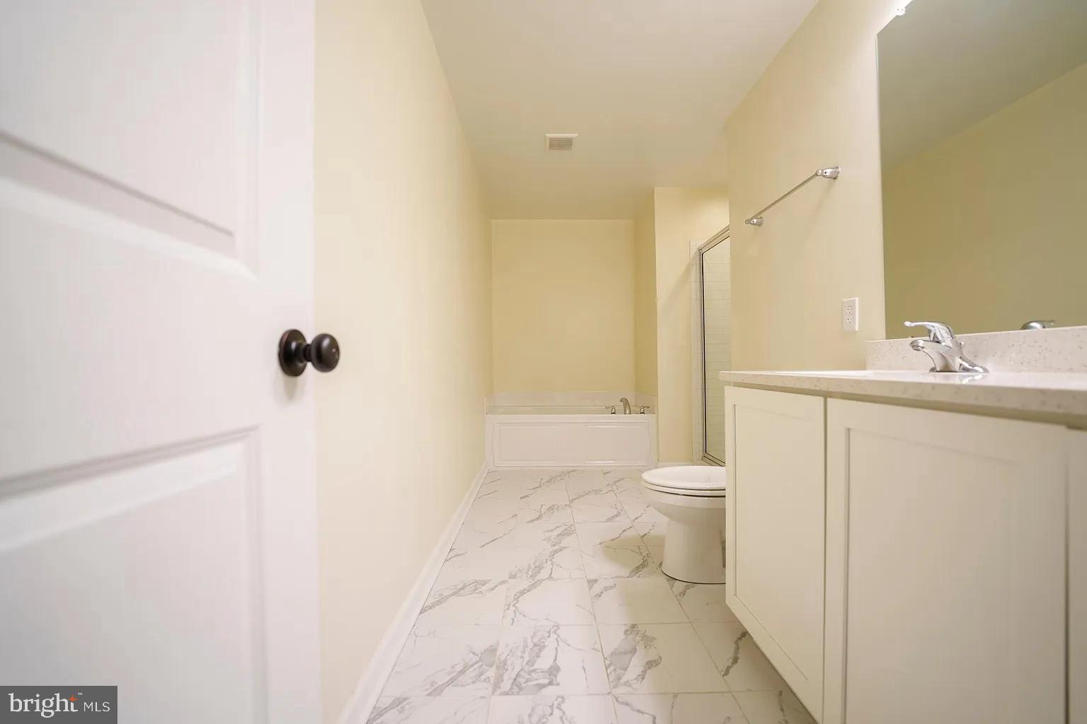 ENCLAVE AT BELL TAVERN - Residential Lease