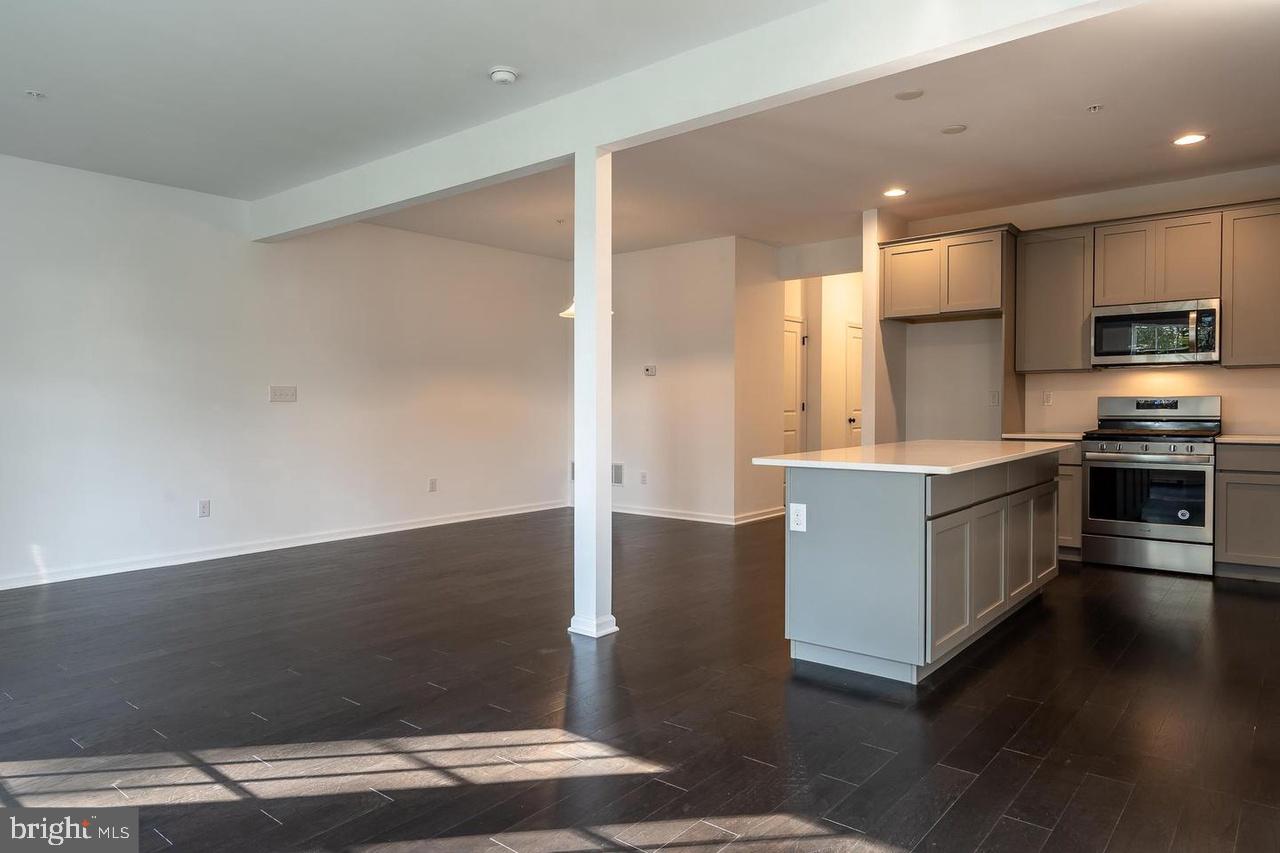 ENCLAVE AT BELL TAVERN - Residential Lease