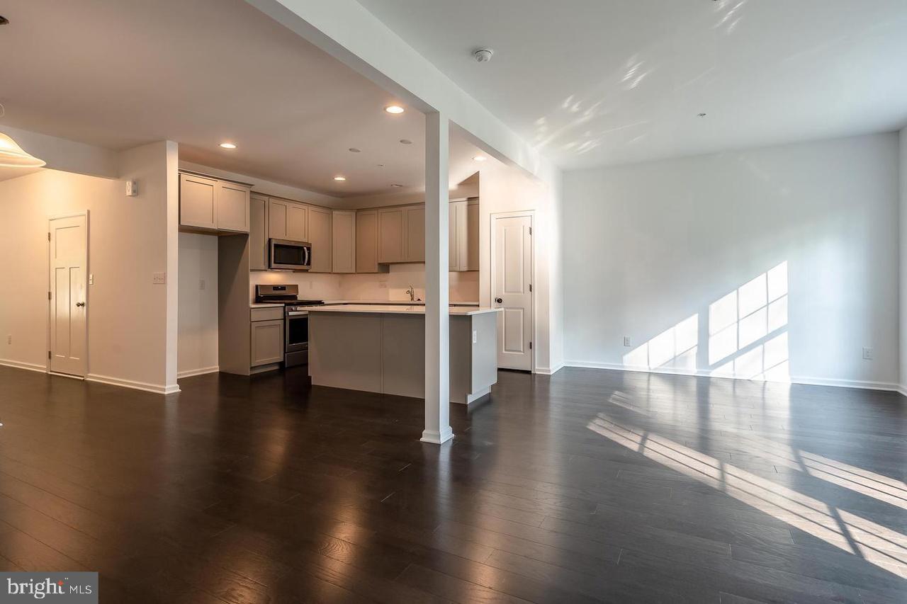 ENCLAVE AT BELL TAVERN - Residential Lease