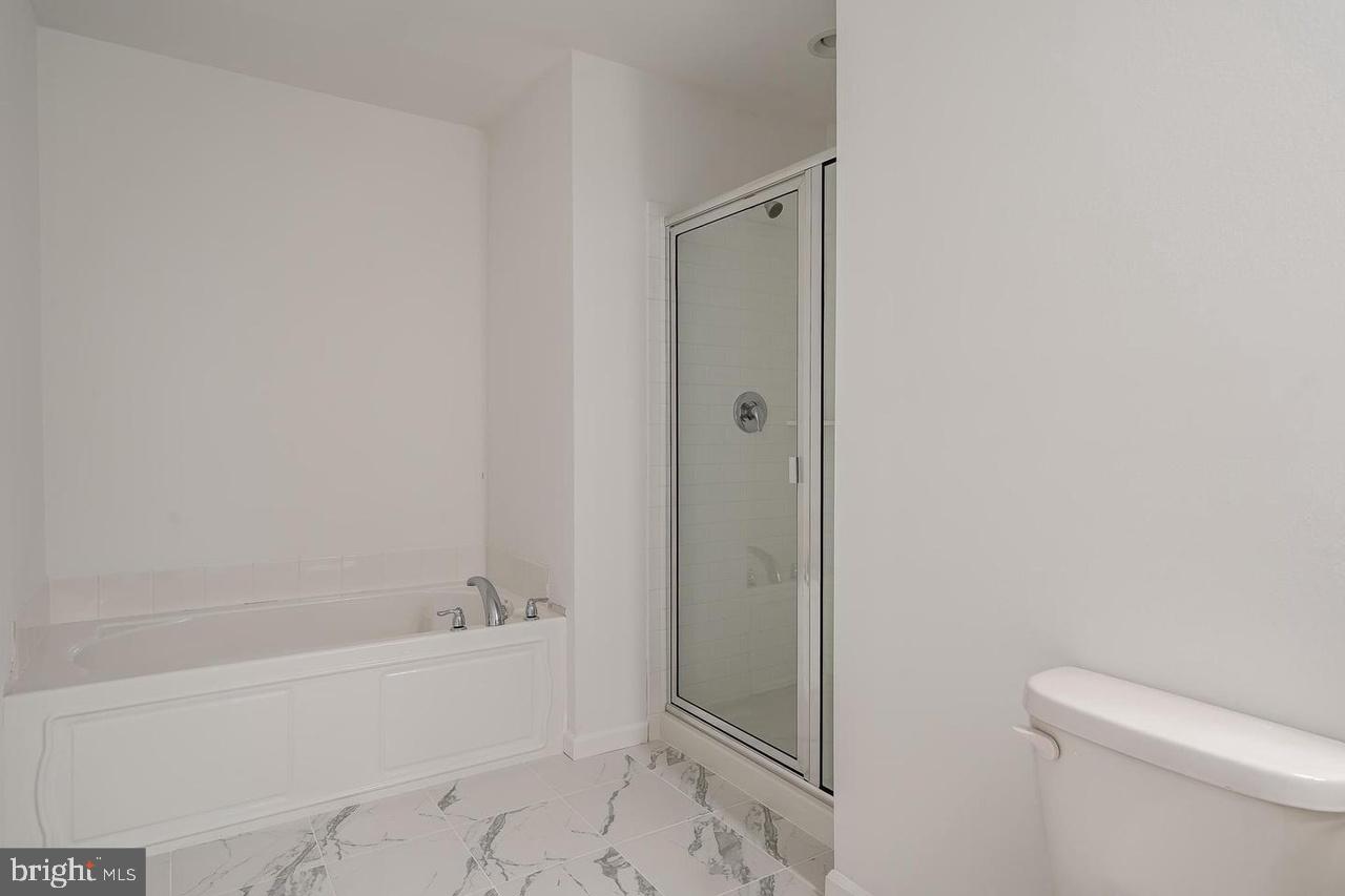 ENCLAVE AT BELL TAVERN - Residential Lease