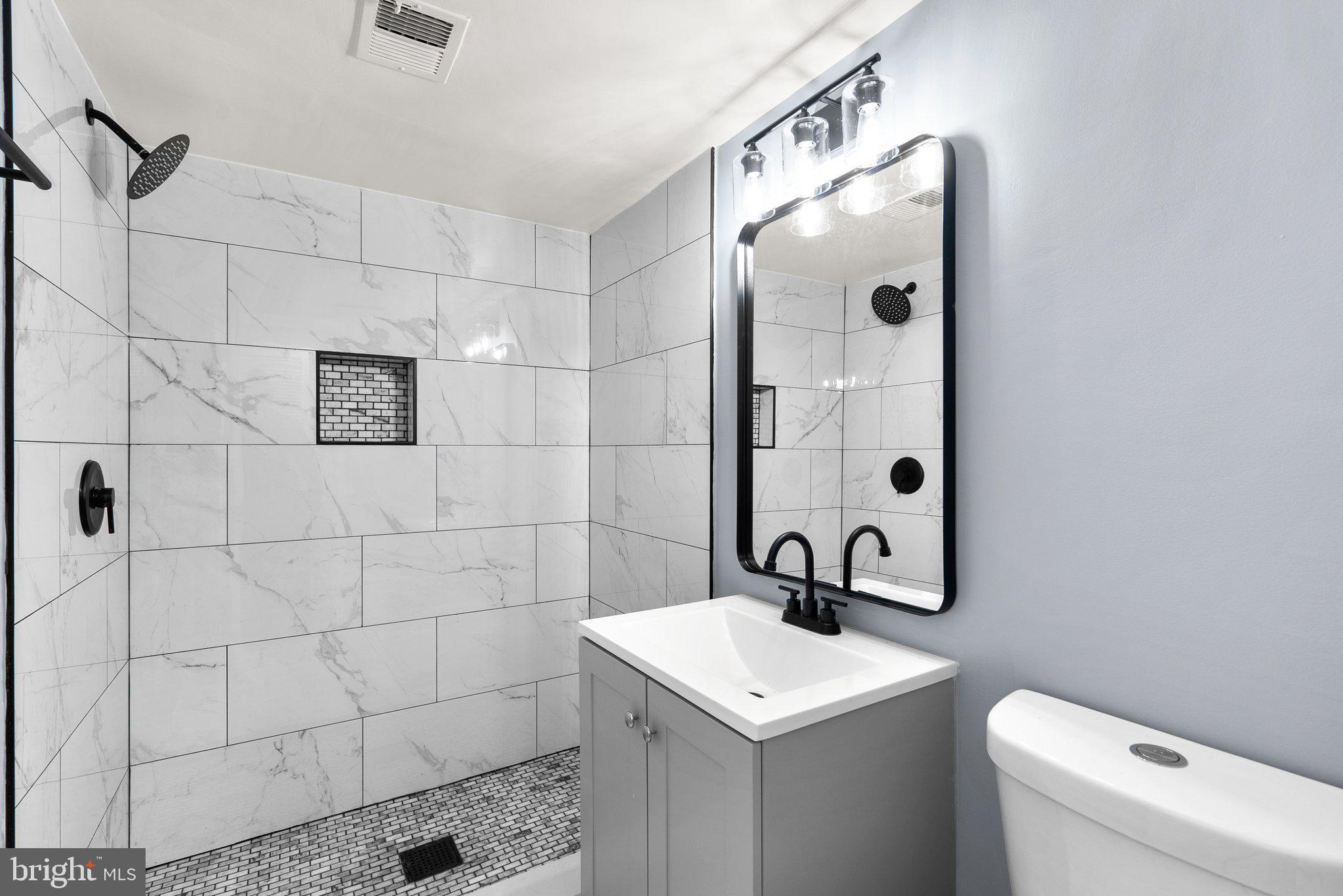 TANTALLON SQUARE - Residential