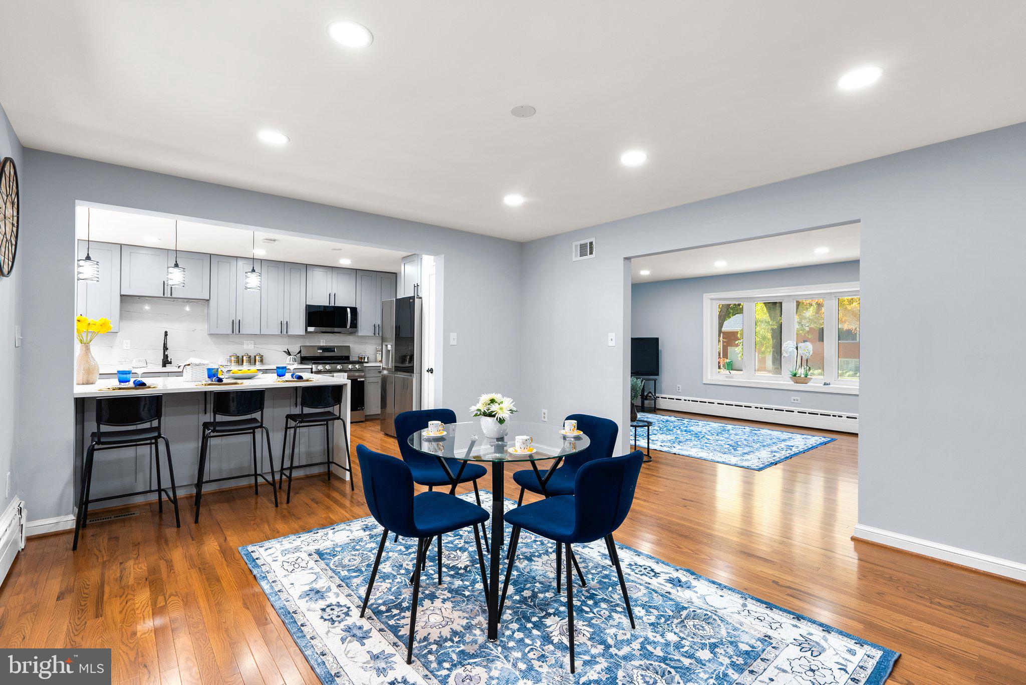 TANTALLON SQUARE - Residential