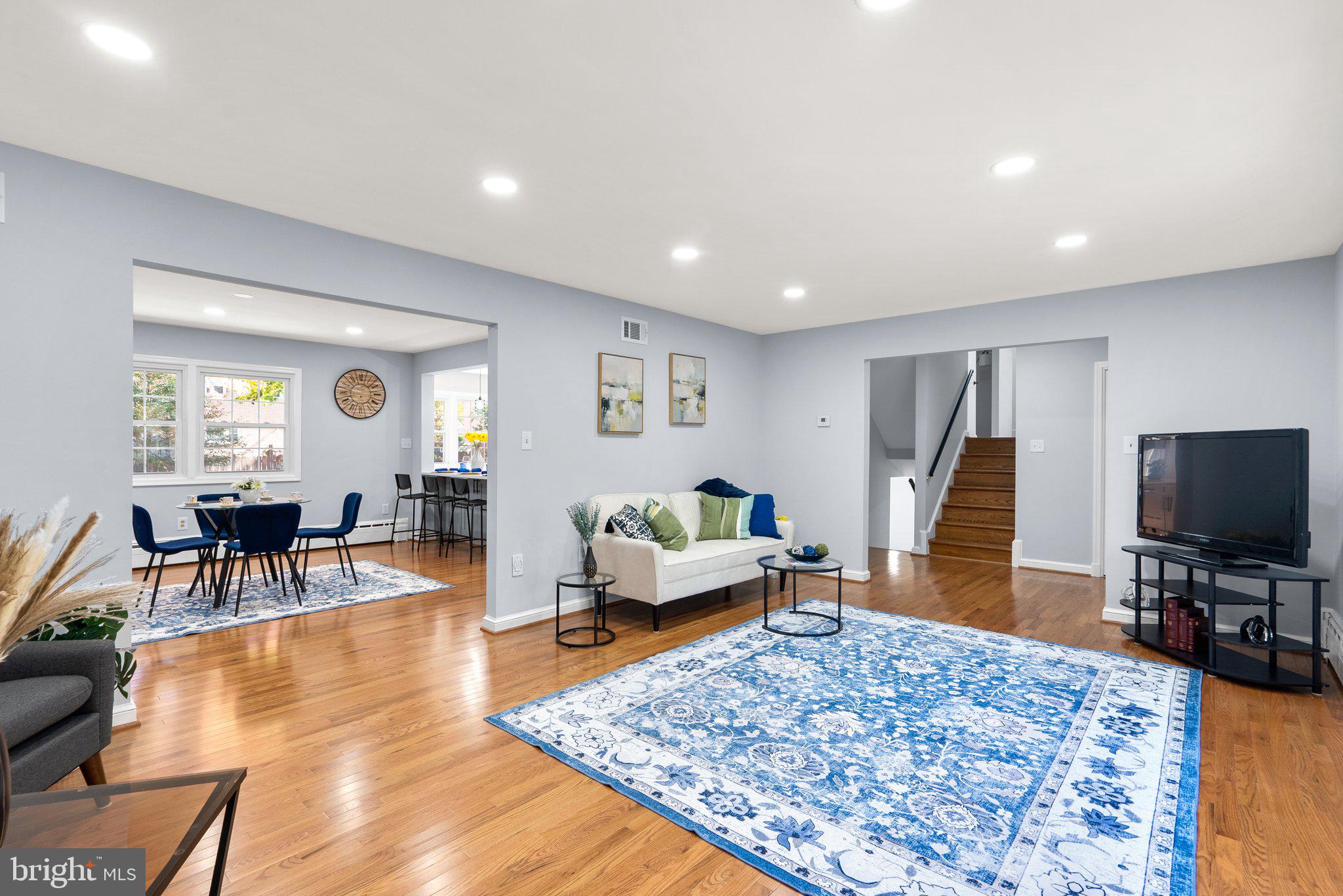 TANTALLON SQUARE - Residential