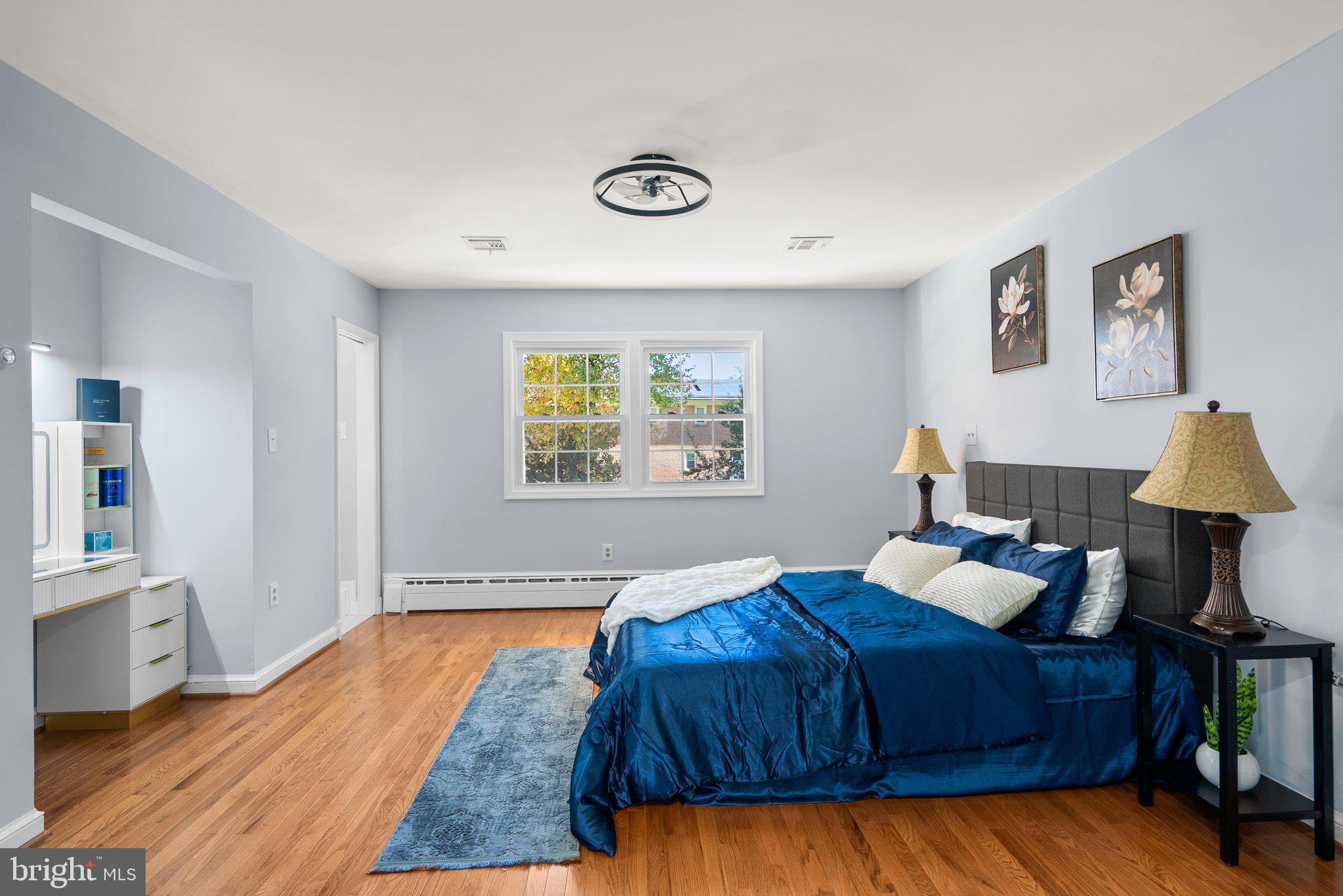 TANTALLON SQUARE - Residential