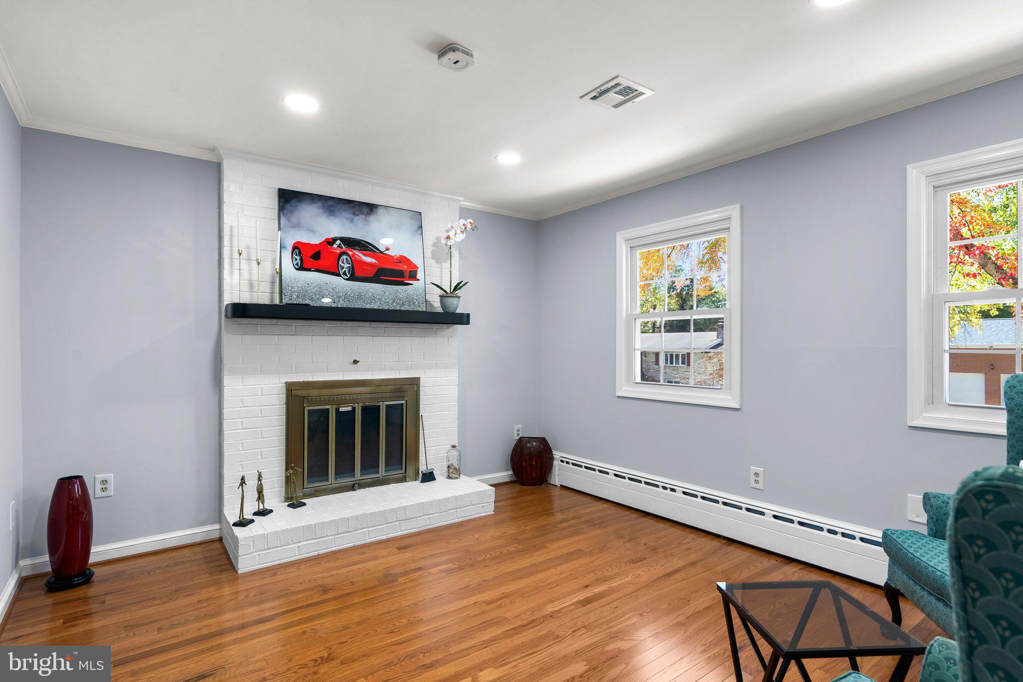 TANTALLON SQUARE - Residential