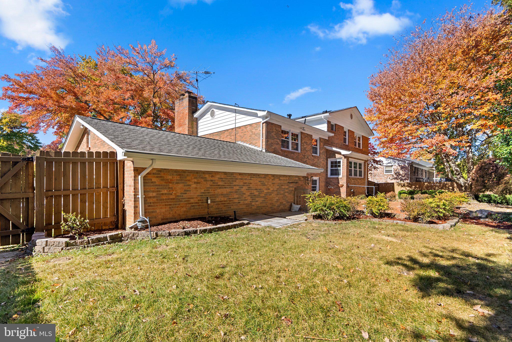 TANTALLON SQUARE - Residential