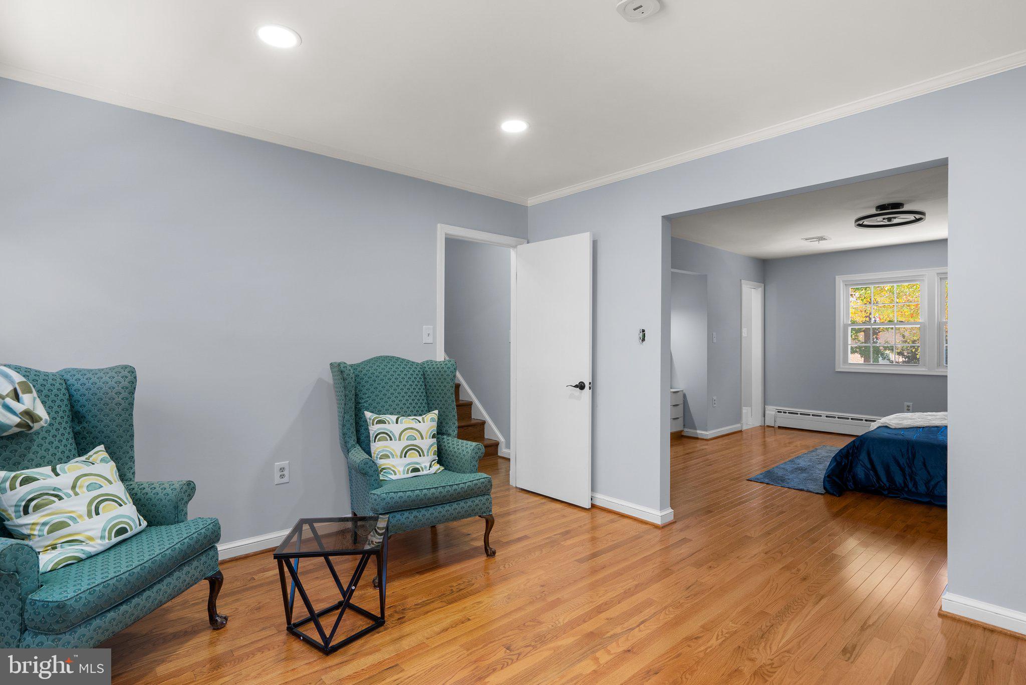 TANTALLON SQUARE - Residential