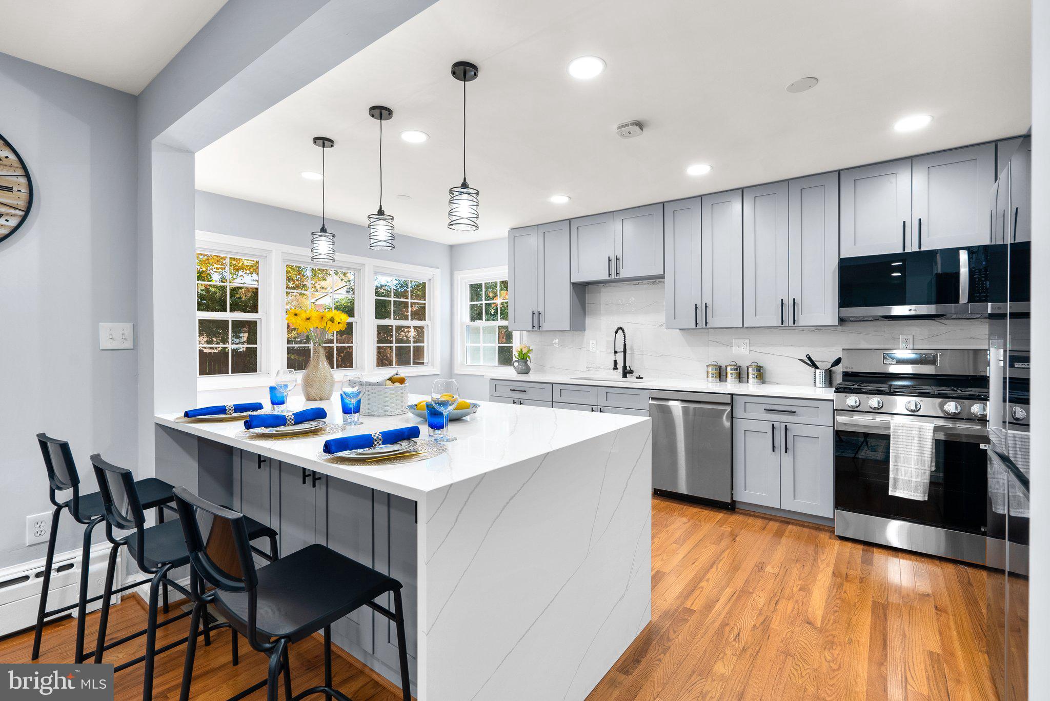 TANTALLON SQUARE - Residential