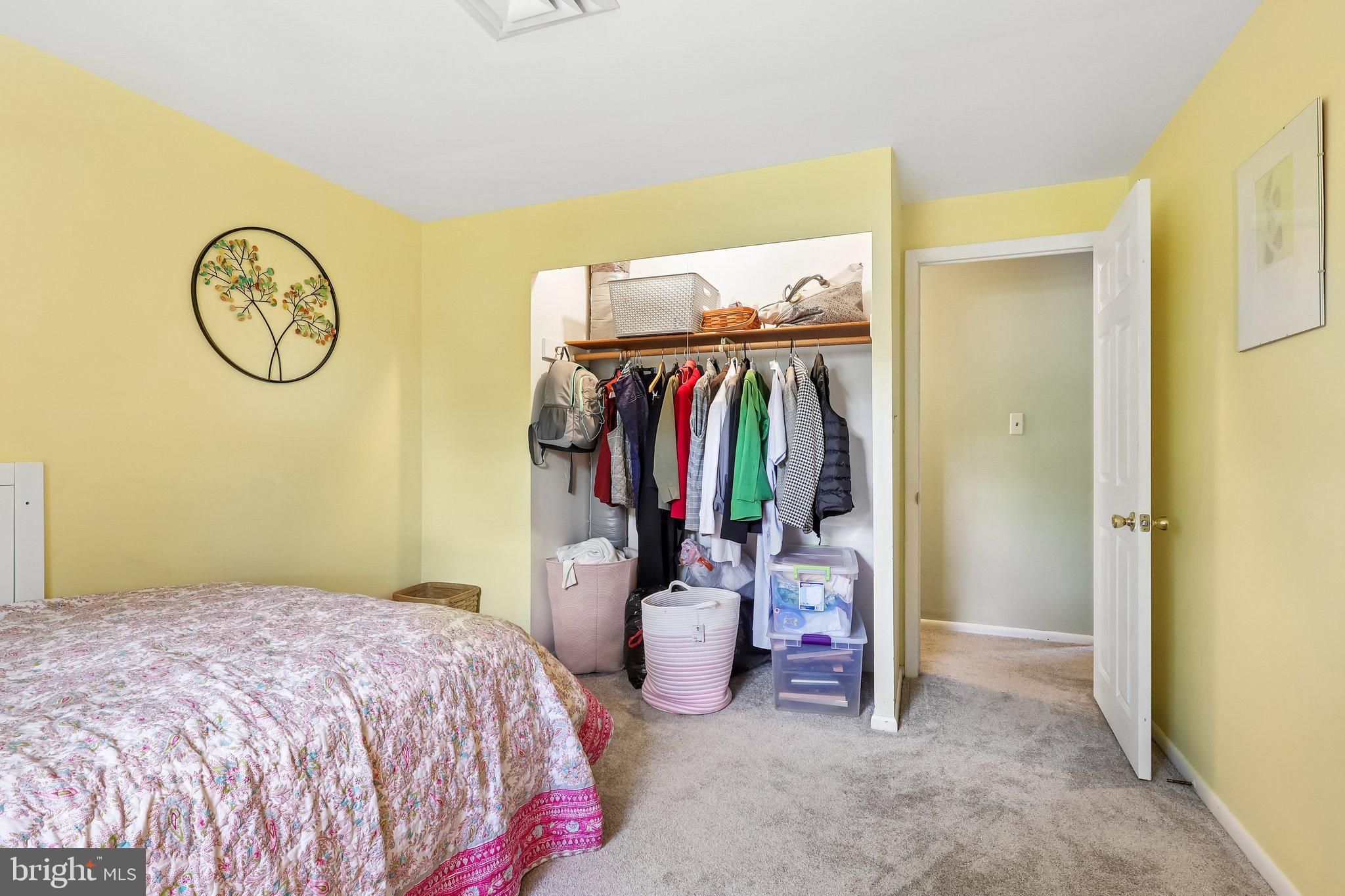 GREEN ACRES - Residential