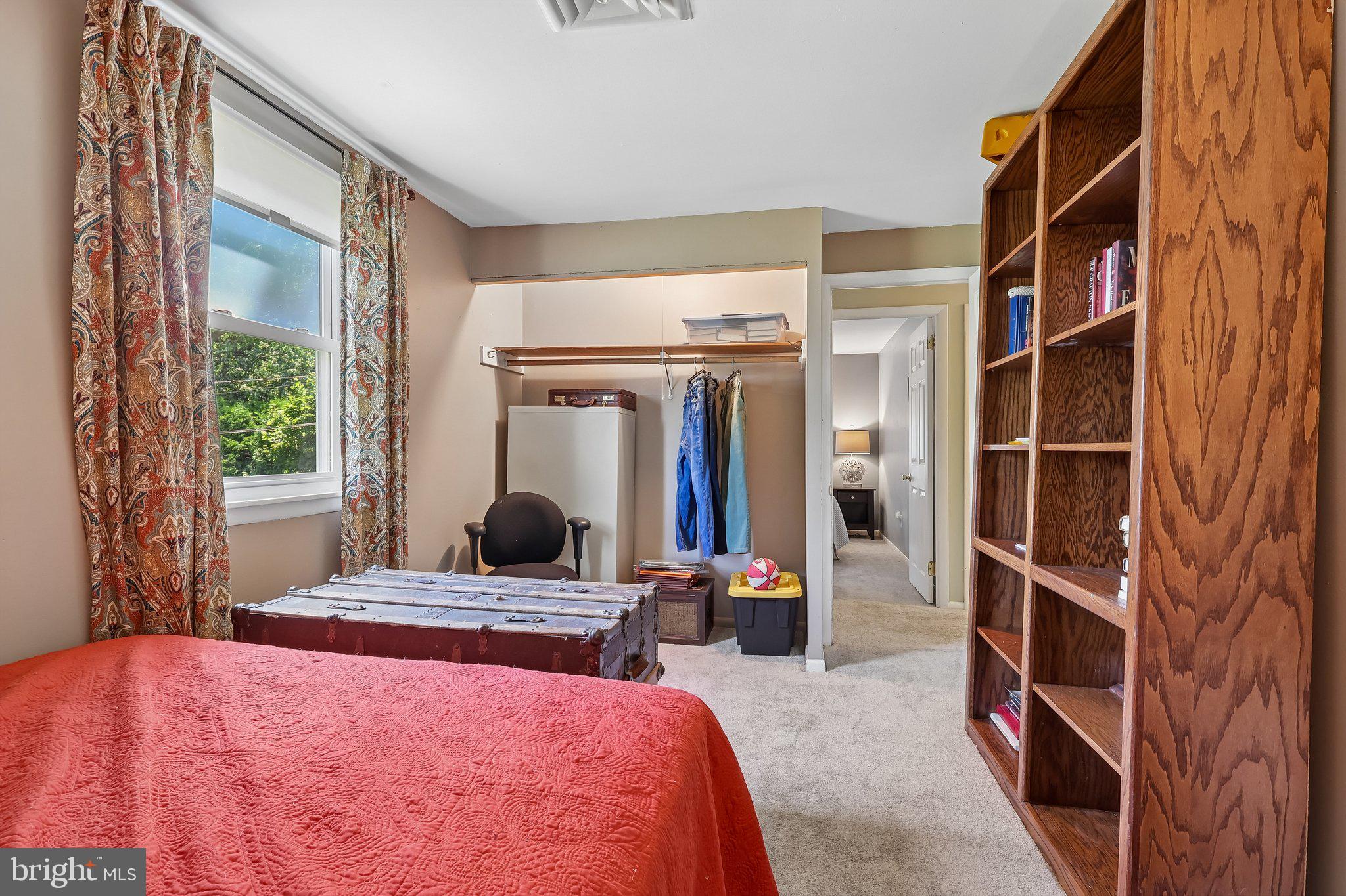 GREEN ACRES - Residential