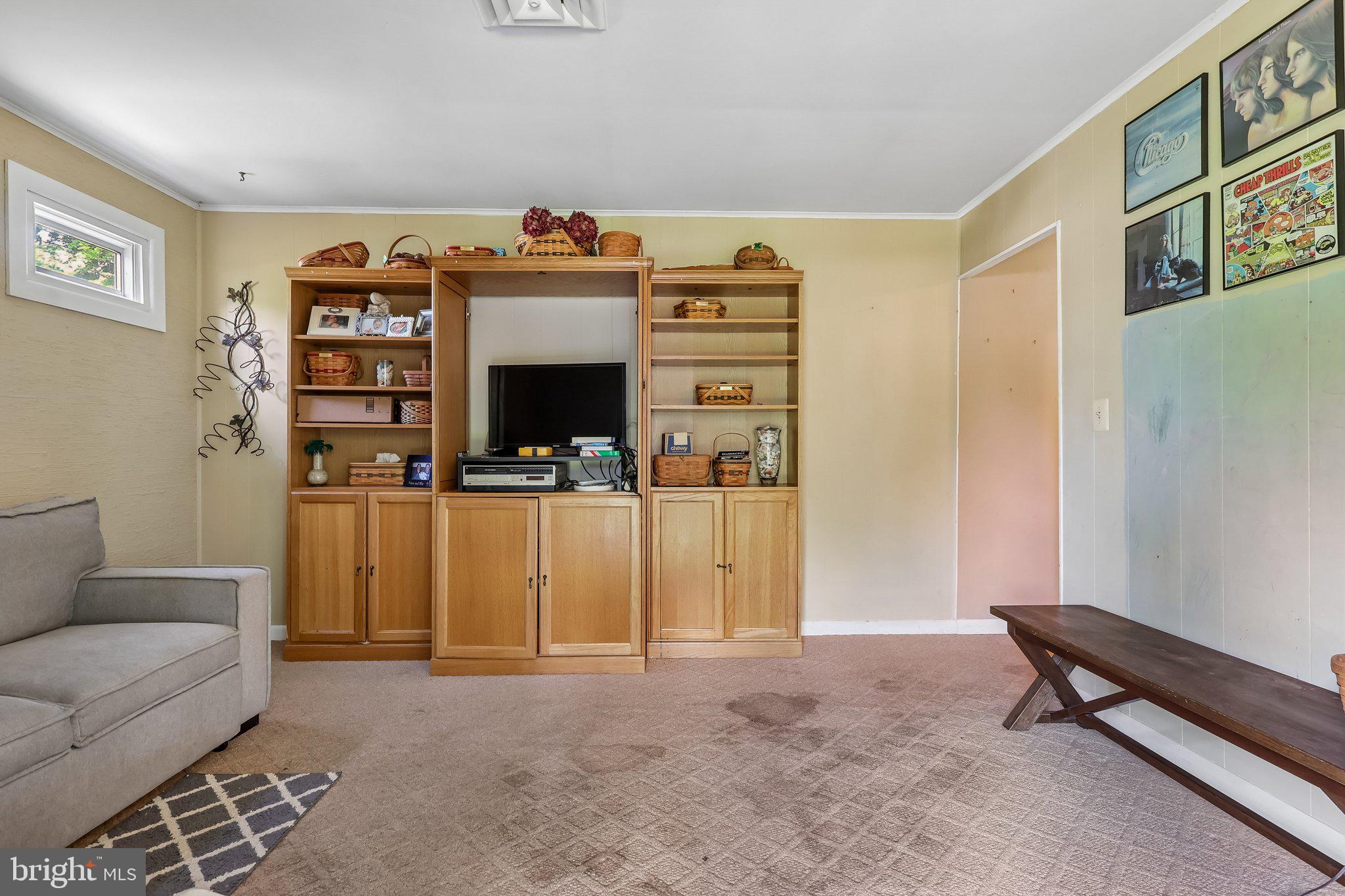 GREEN ACRES - Residential