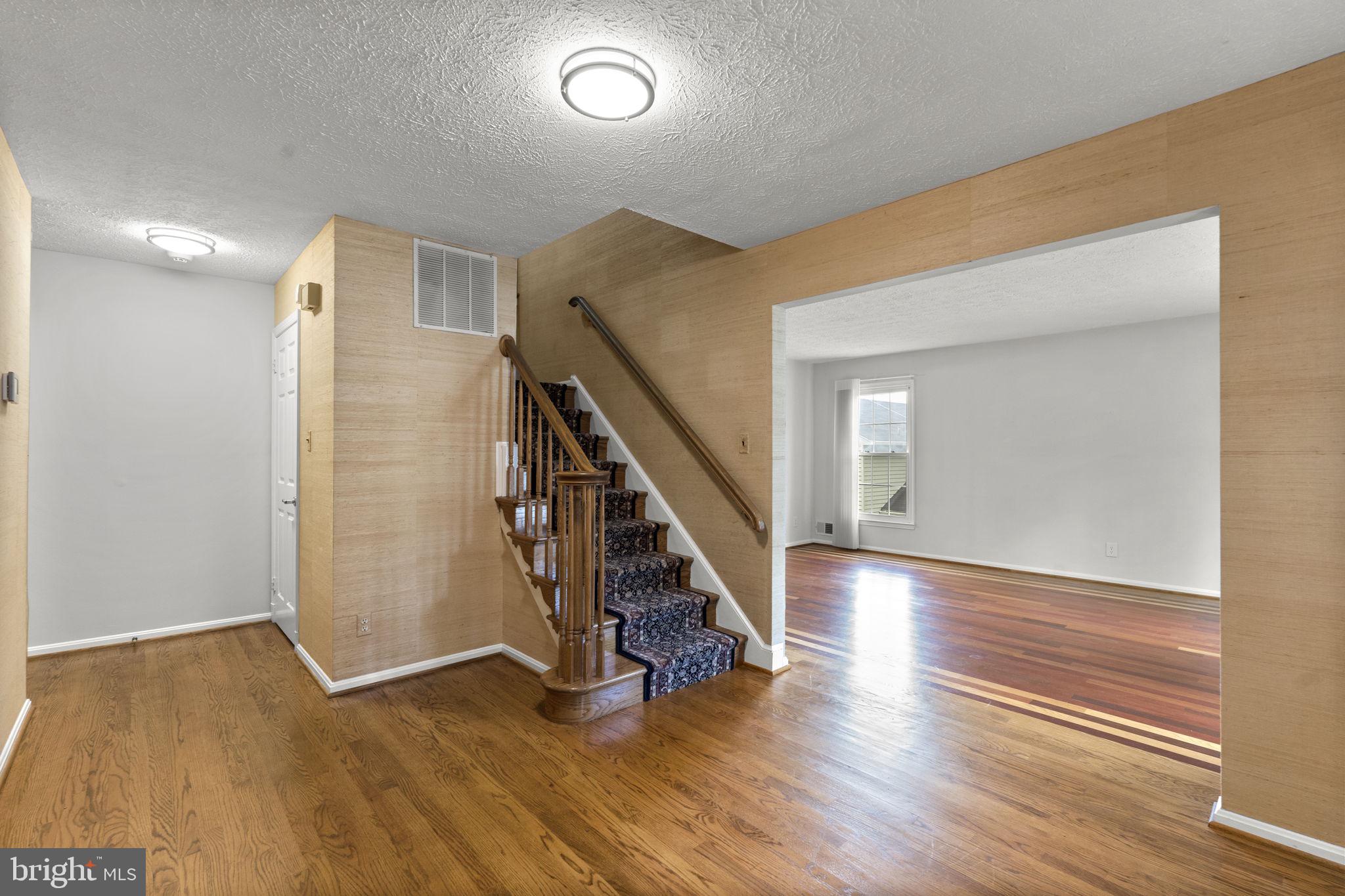 2206 TOUCHSTONE COURT