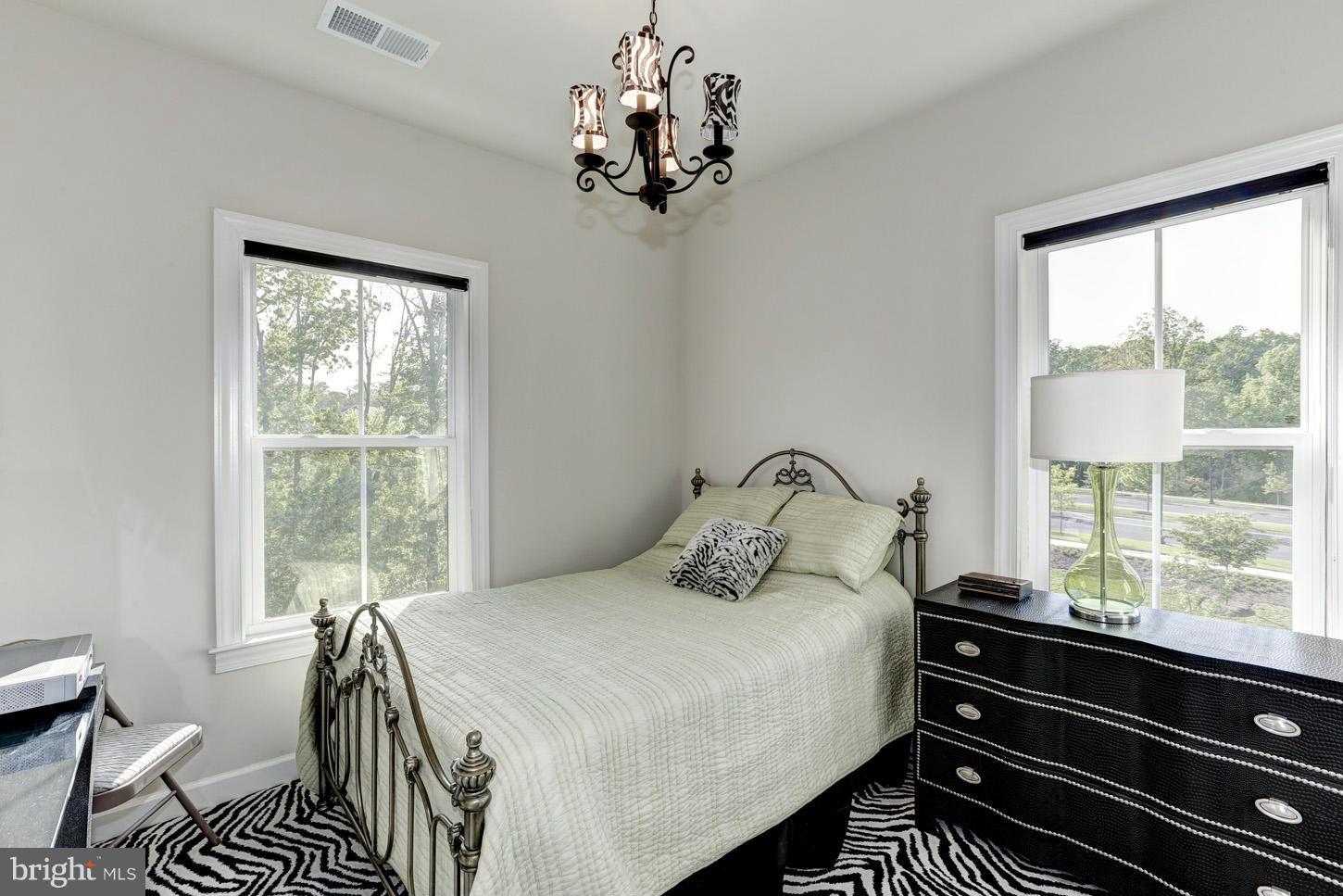 PARKLANDS AT WATKINS MILL - Residential