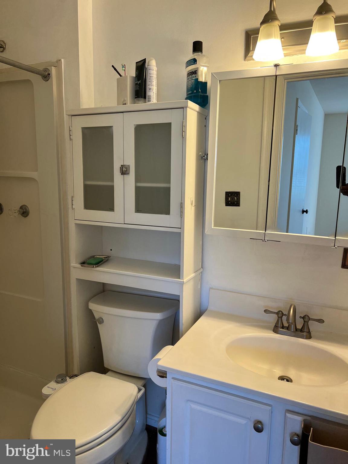 FLOWER HILL - Residential Lease