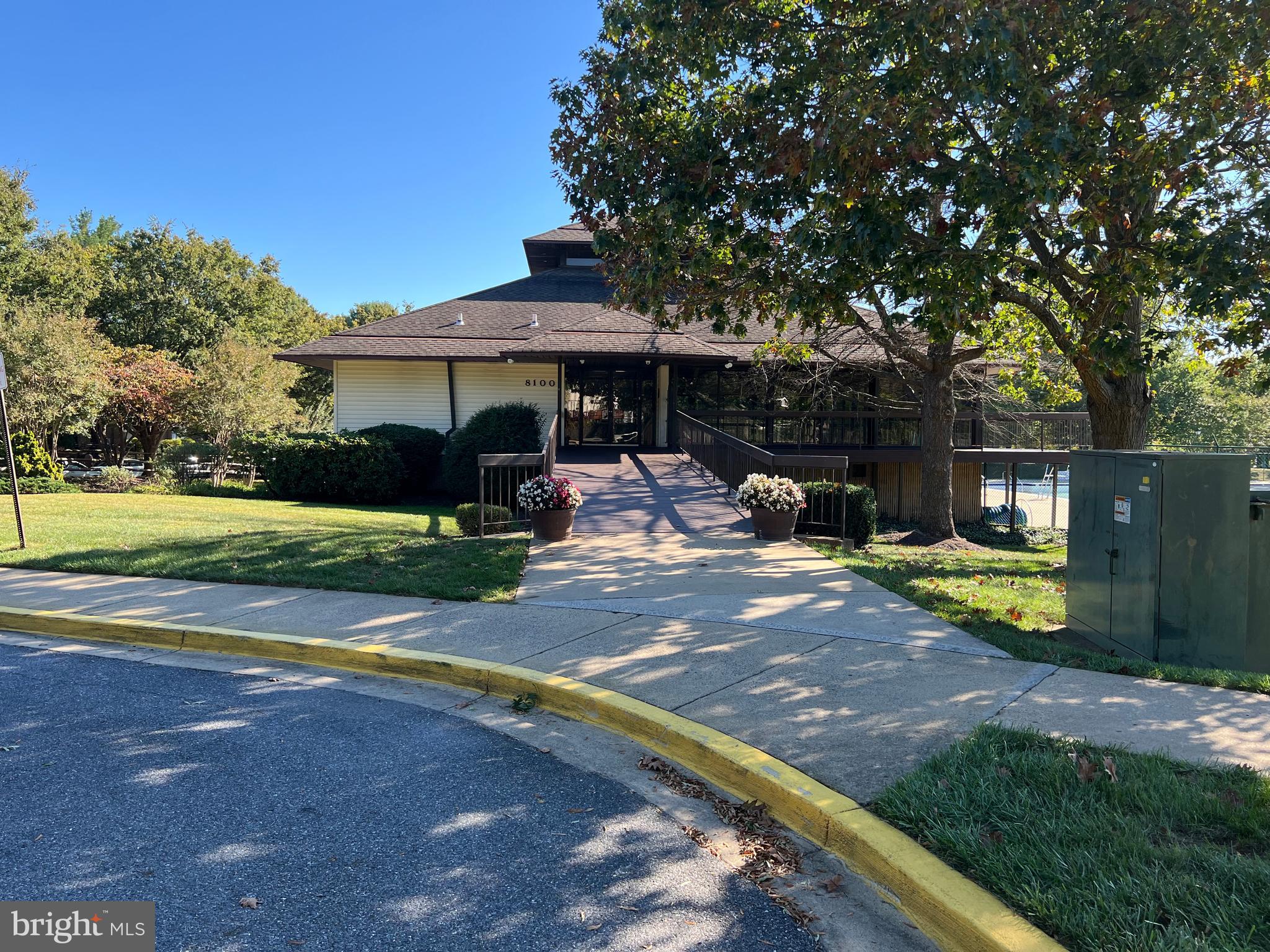 FLOWER HILL - Residential Lease