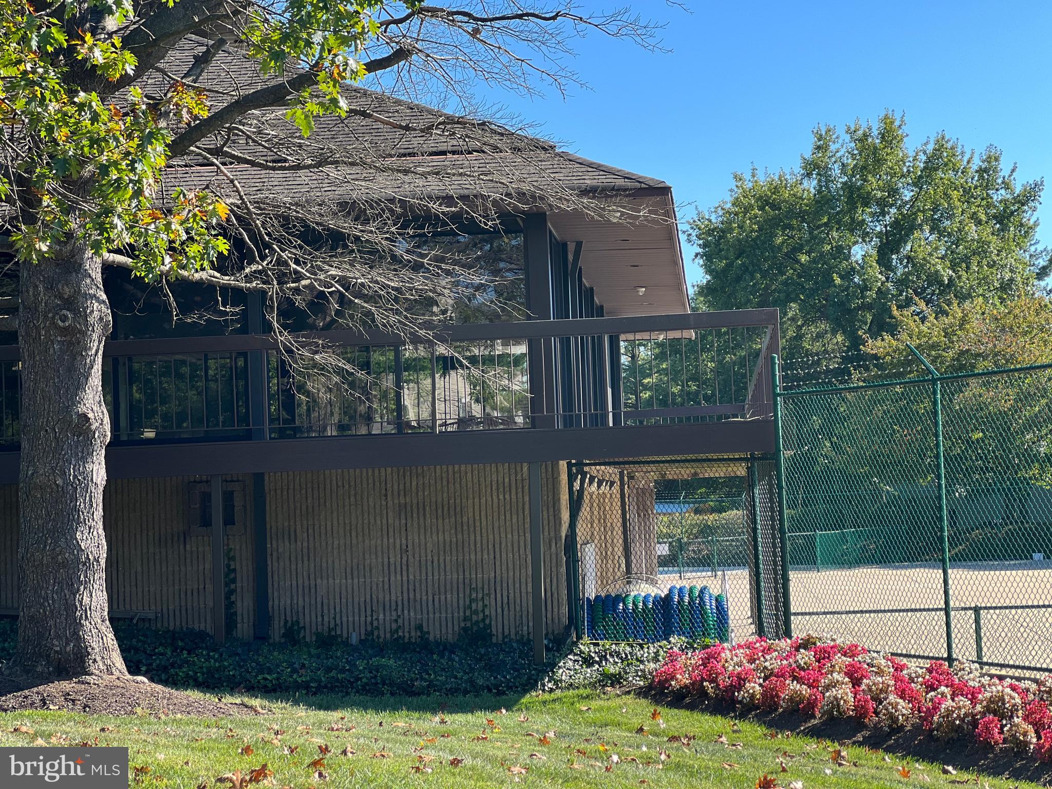 FLOWER HILL - Residential Lease