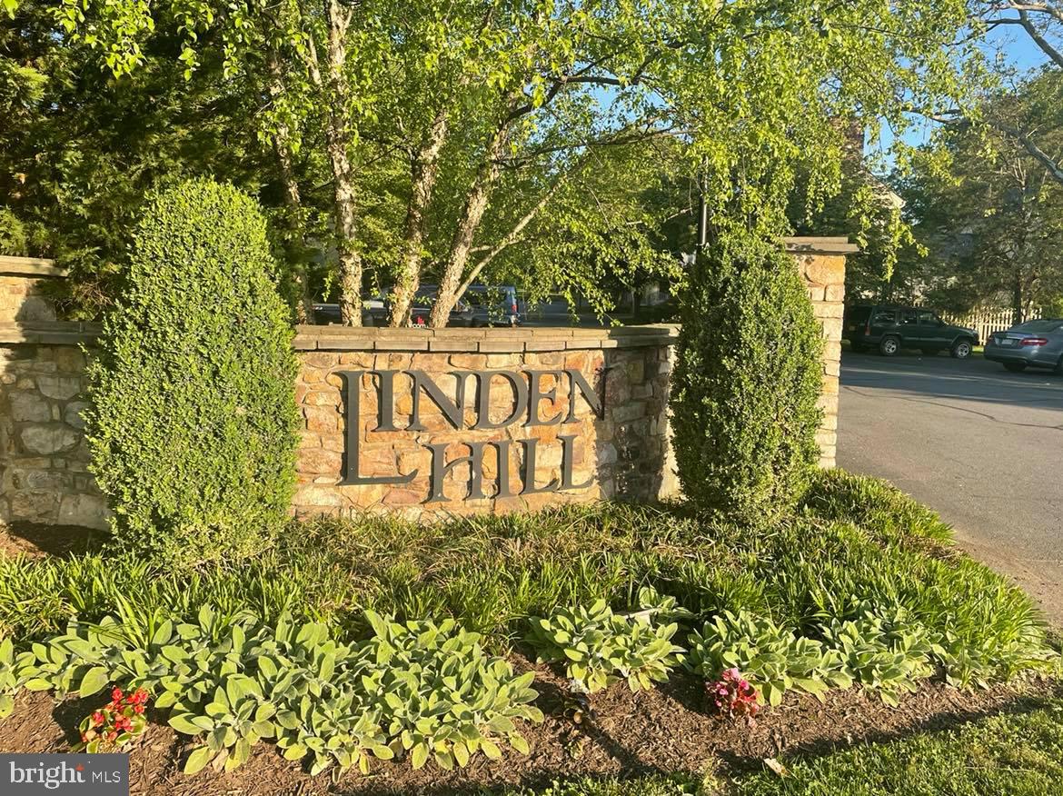 LINDEN HILL - Residential
