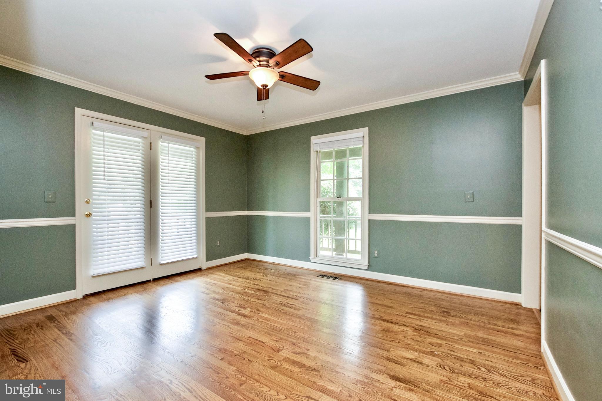 LINDEN HILL - Residential