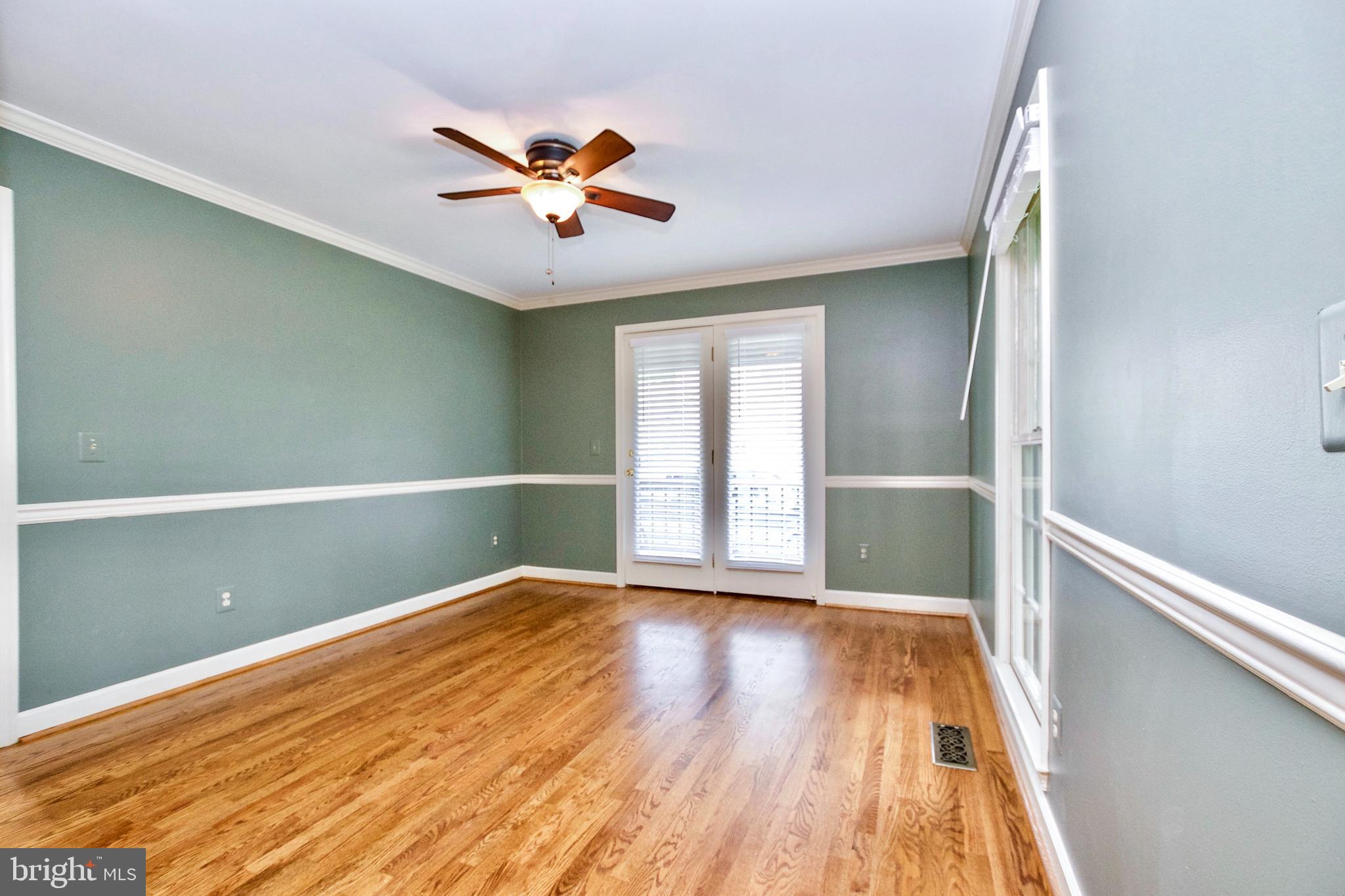 LINDEN HILL - Residential