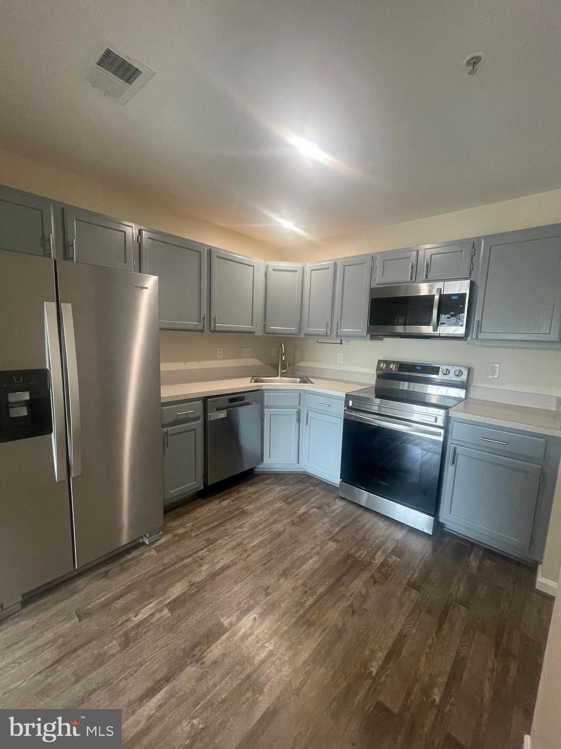 PARK PLACE CONDOMINIUMS - Residential Lease