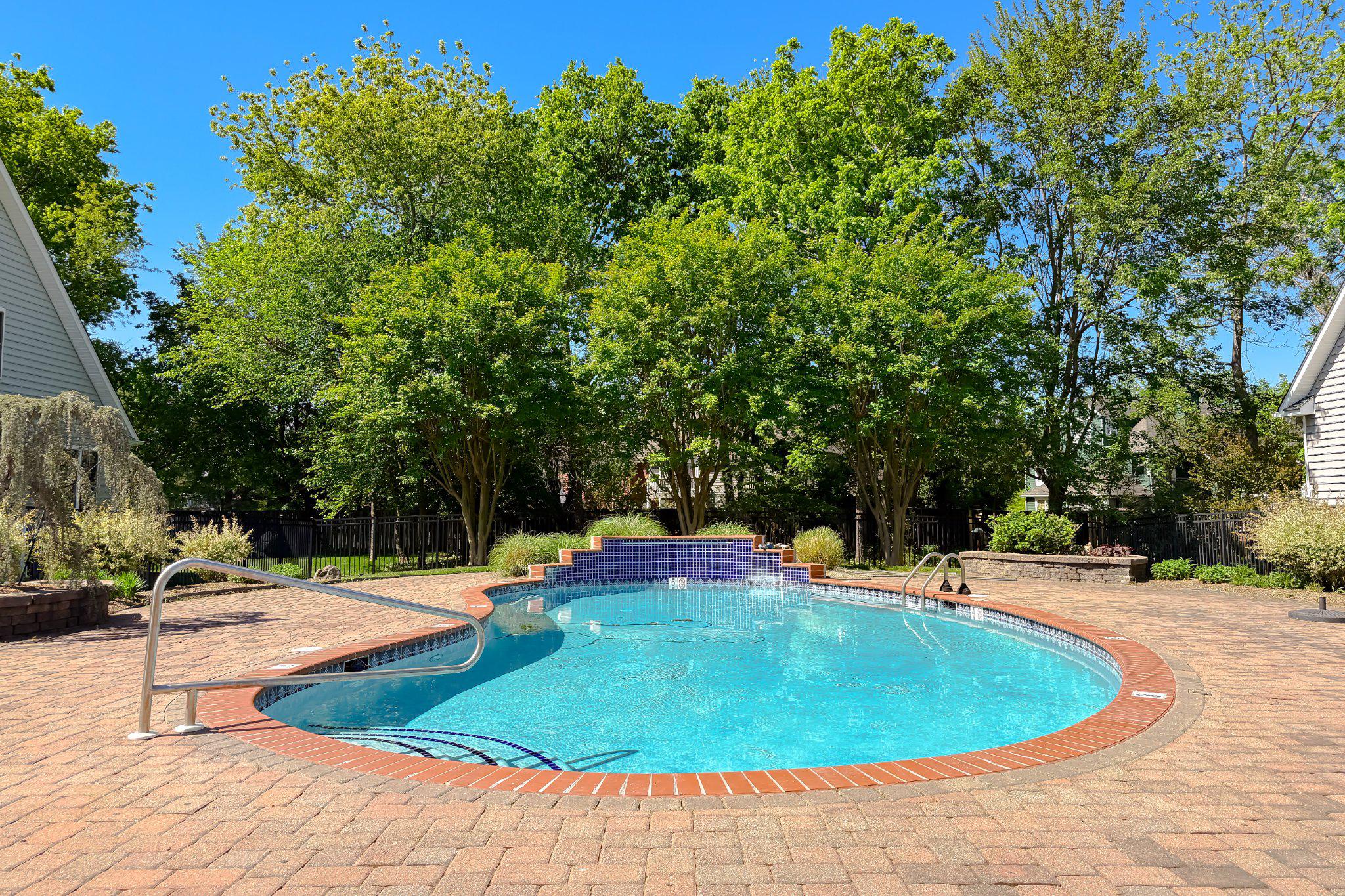 BEN GARNER ACTIVE ADULT COMMUNITY - Residential