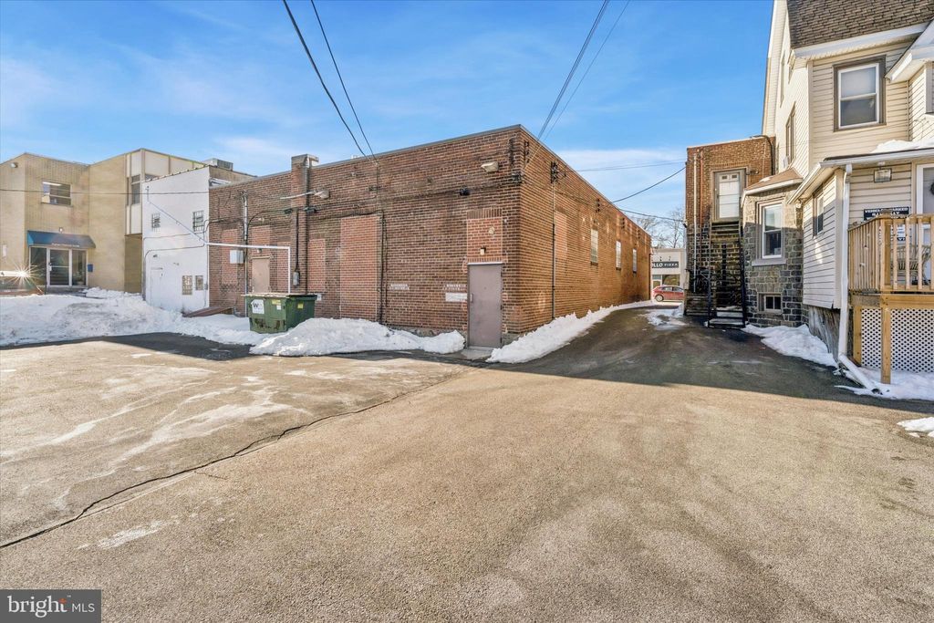 Photo of 115 S Easton Road, GLENSIDE, PA 19038 (MLS # PAMC2167206)