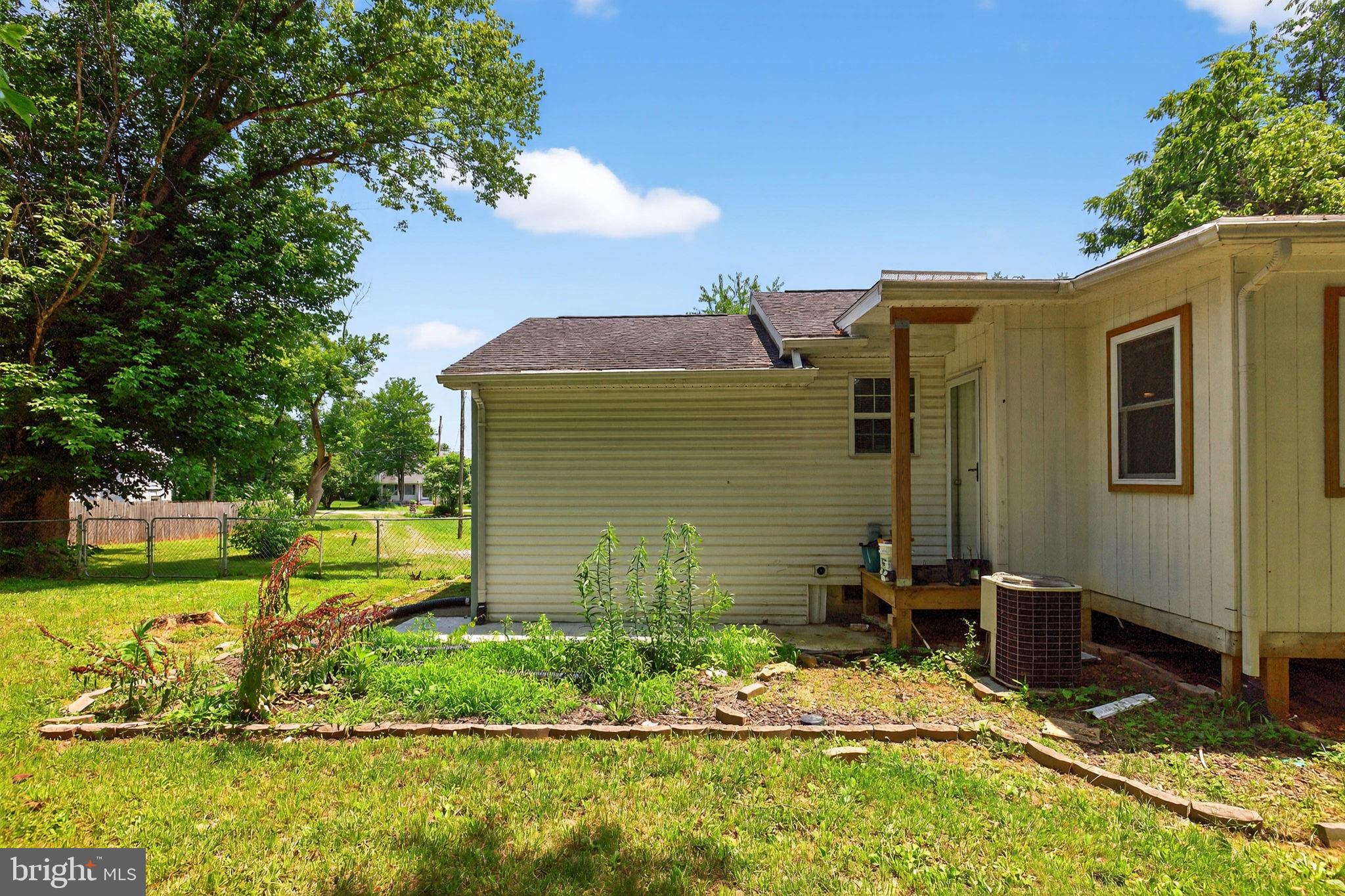 SYLVAN GROVE - Residential