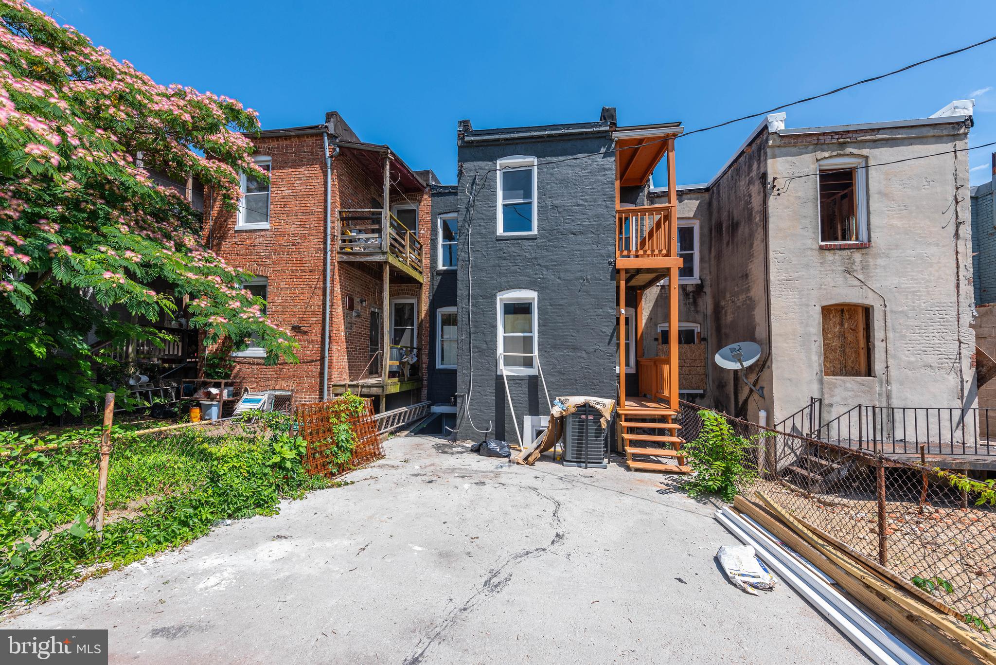 ROSEMONT - Residential