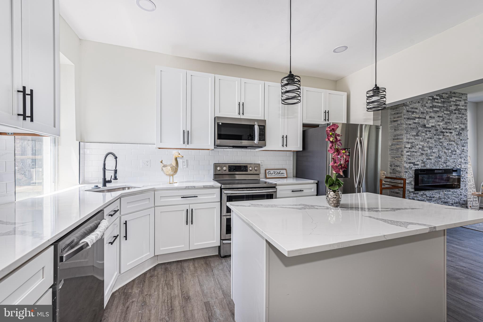 ROSEMONT - Residential