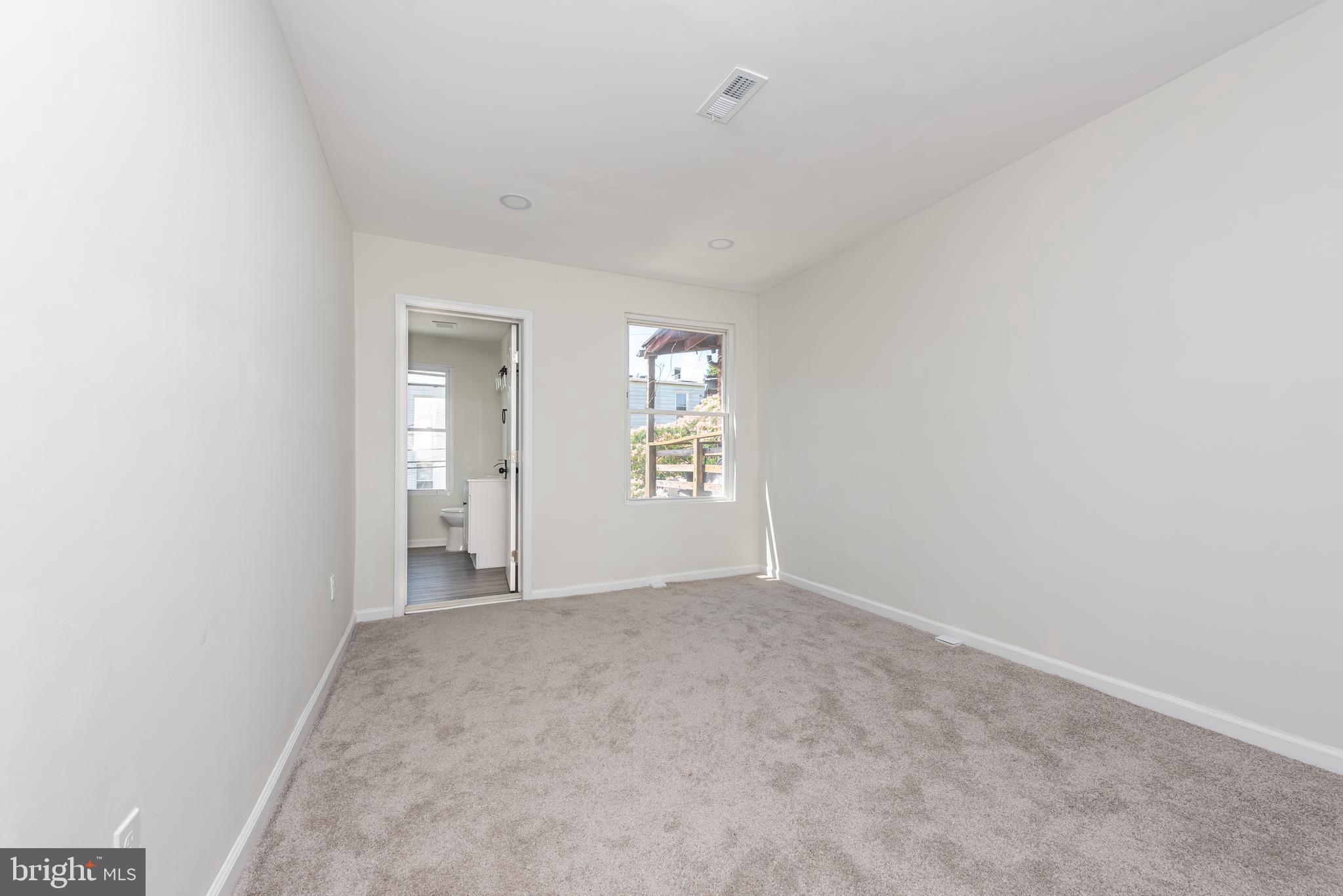 ROSEMONT - Residential