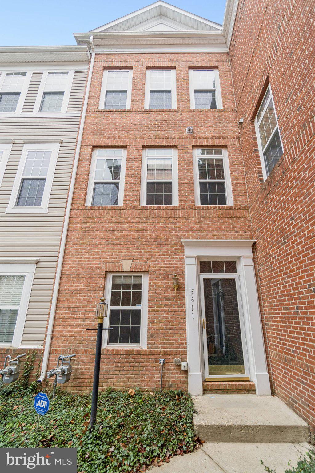 TOWN CENTER AT CAMP SPRINGS - Residential Lease