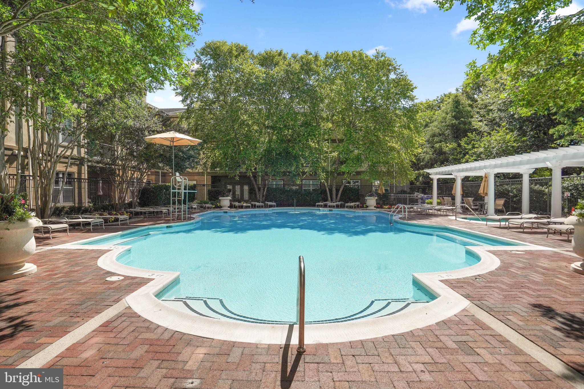 WHITE FLINT STATION - Residential