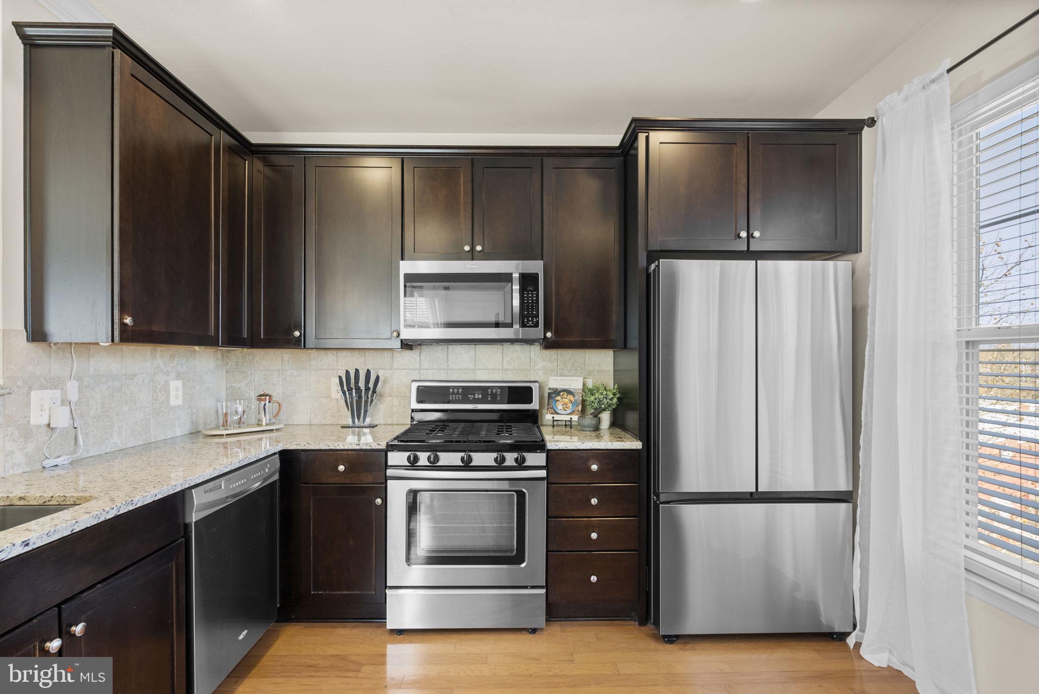 WHITE FLINT STATION - Residential