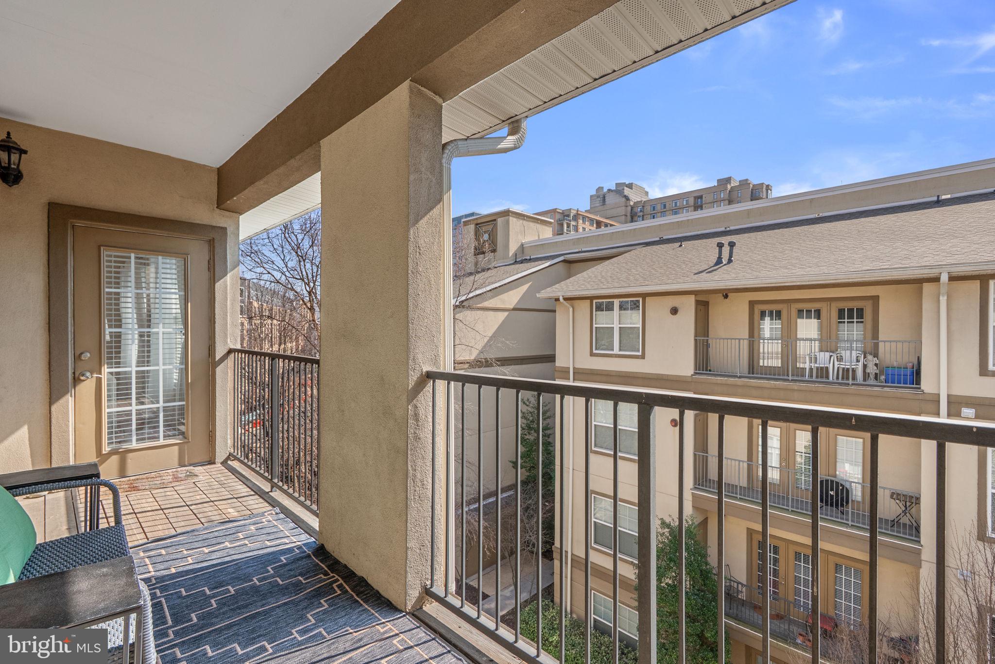 WHITE FLINT STATION - Residential