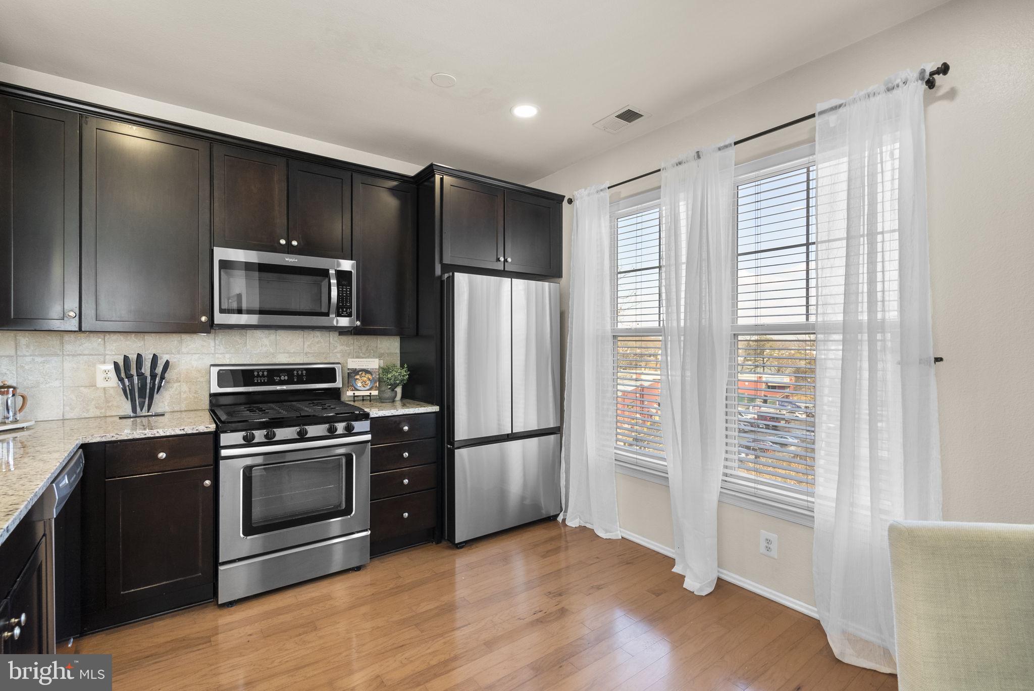 WHITE FLINT STATION - Residential