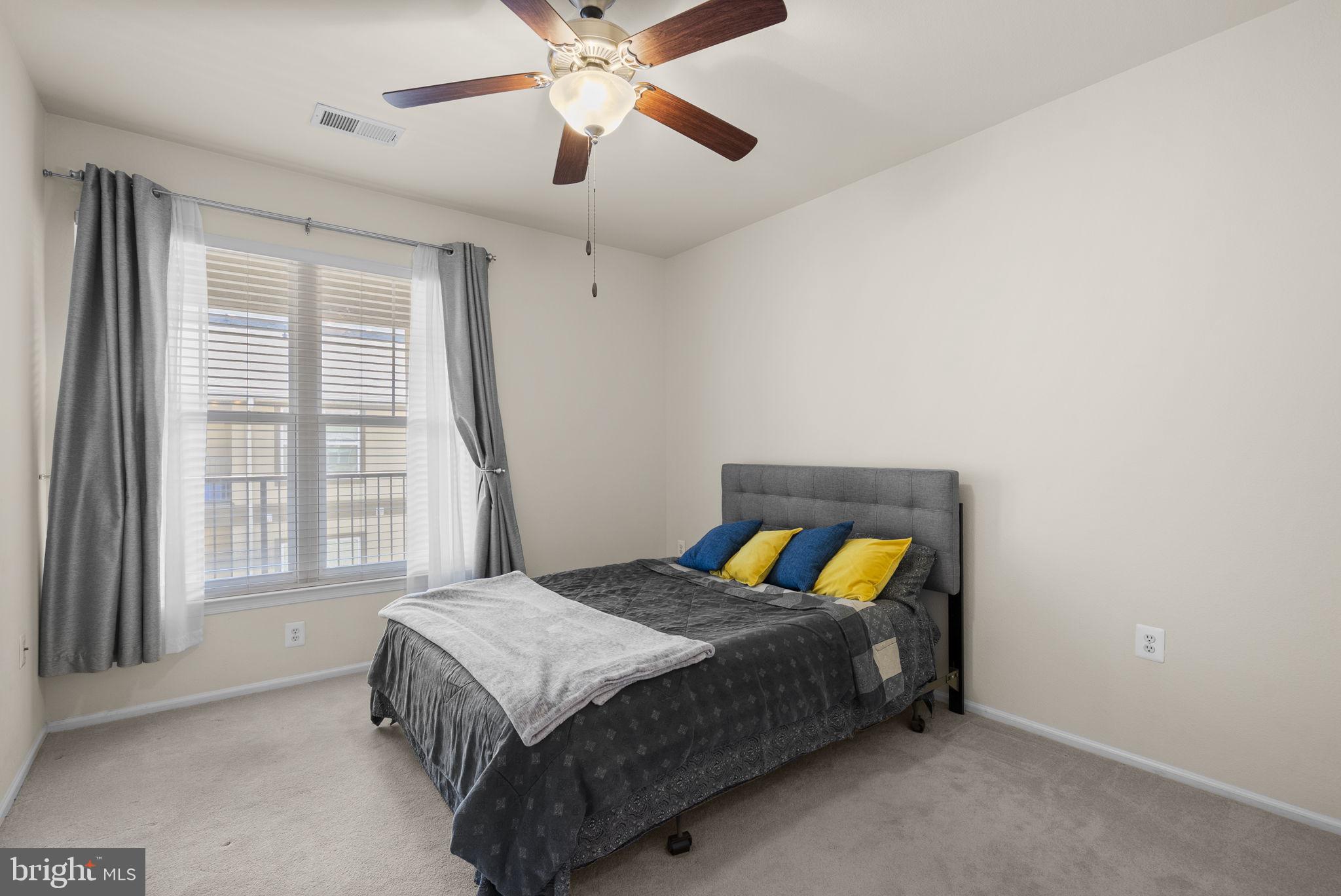 WHITE FLINT STATION - Residential