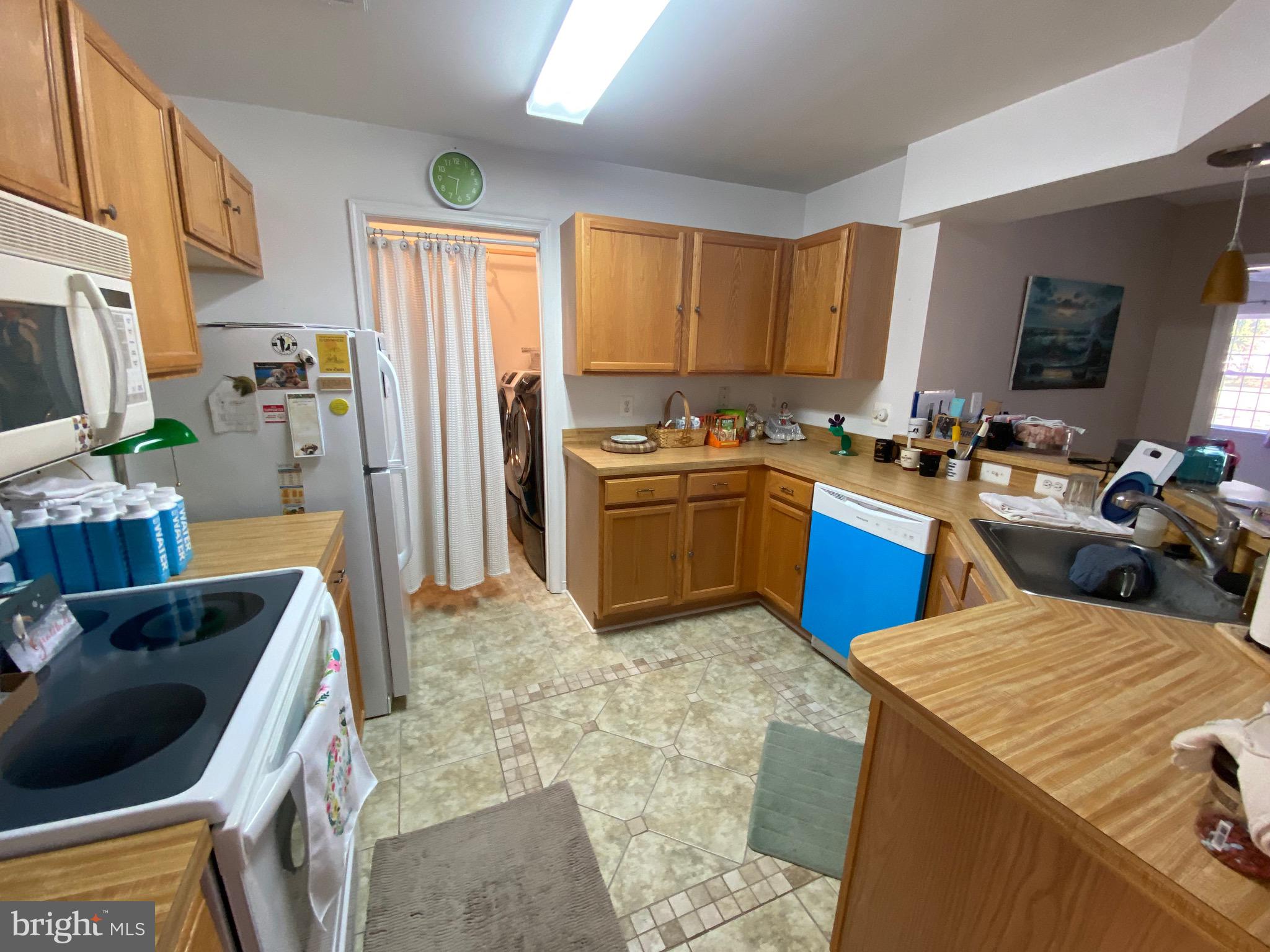 MAPLES SENIOR HOUSING LA - Residential