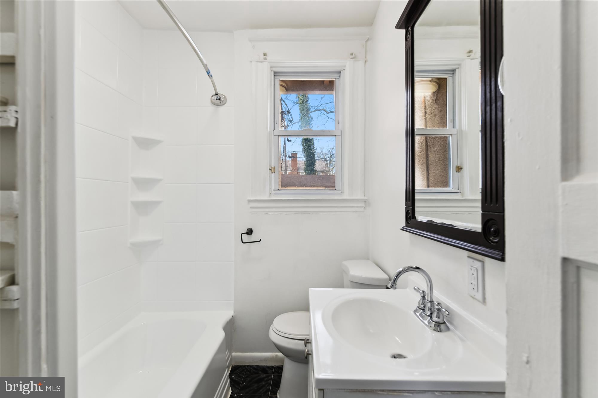 CROSS COUNTRY - Residential