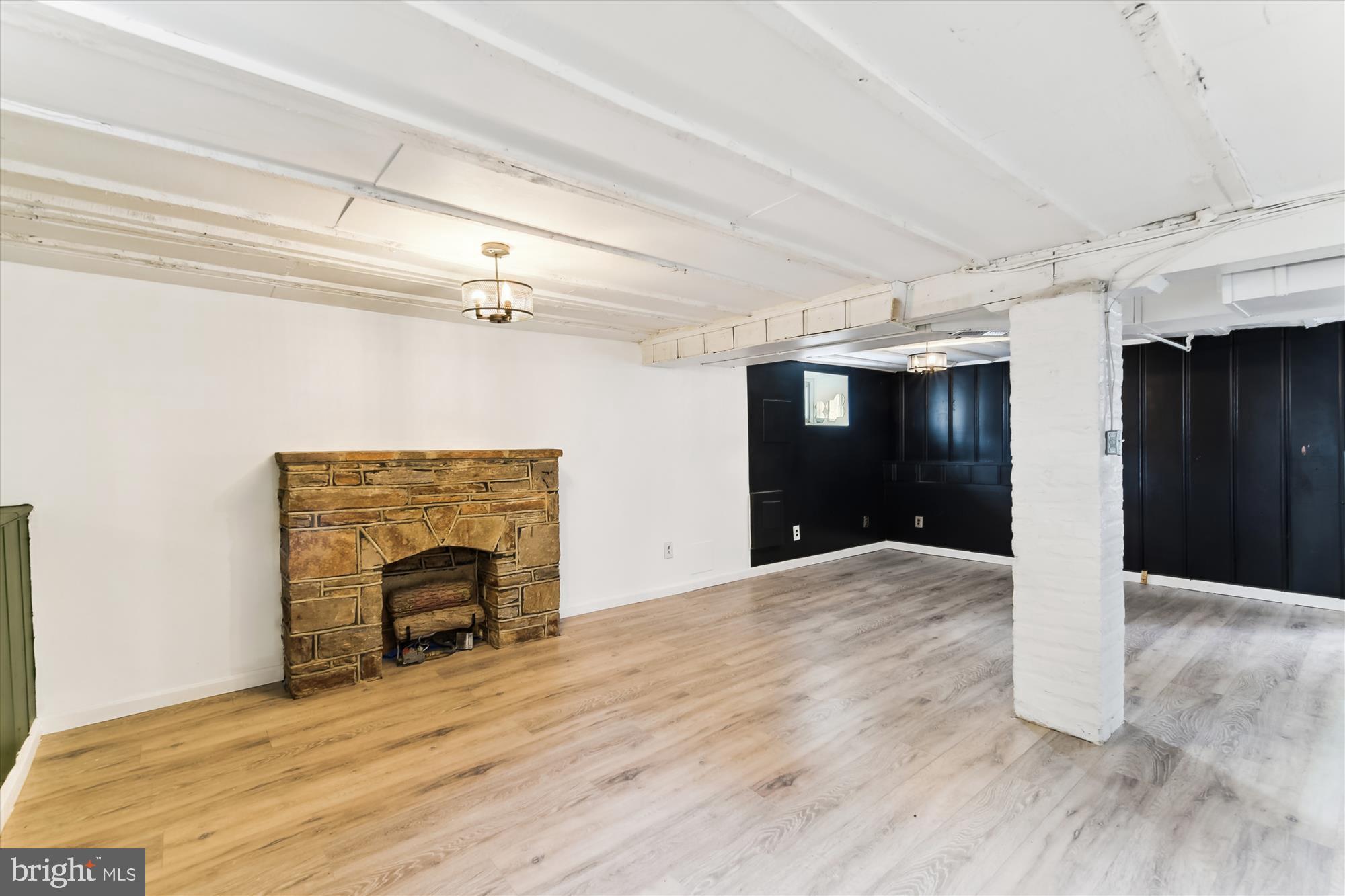 CROSS COUNTRY - Residential